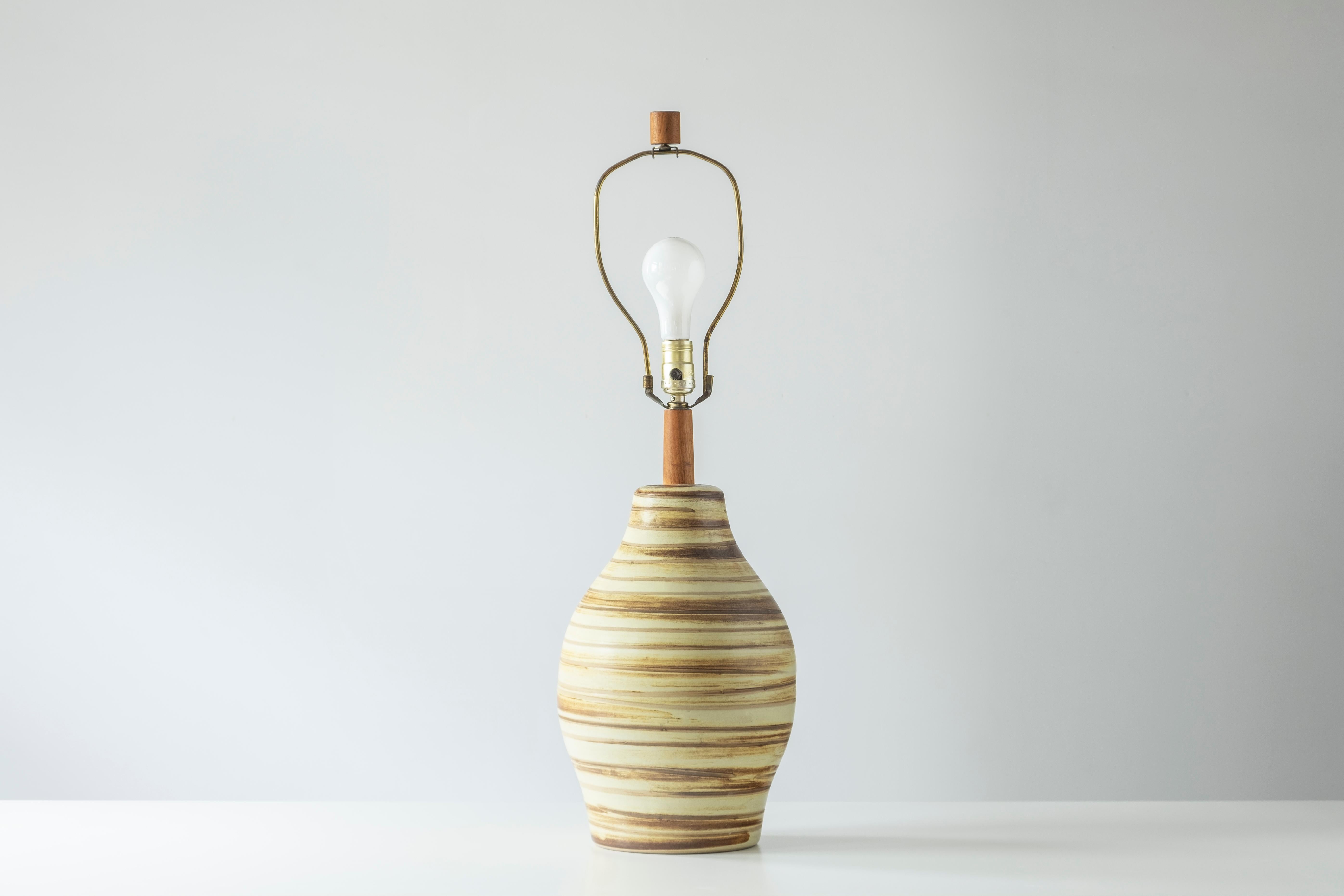 Glazed Martz / Marshall Studios Mid Century Ceramic Table Lamp, Pale Yellow / Brown