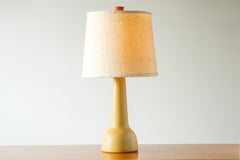 Martz / Marshall Studios White Mid Century Ceramic Table Lamp - Yellow Ochre