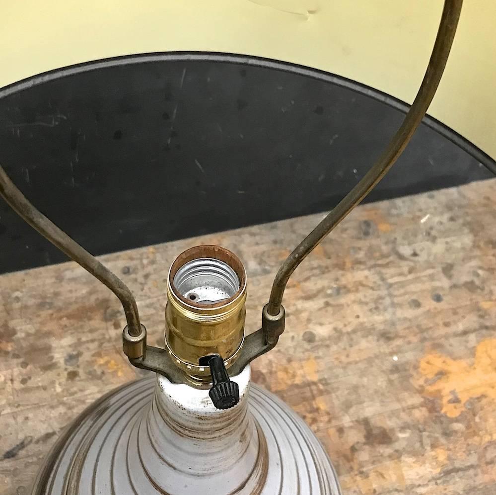 Stoneware Martz Model No. 101 Swirl Glazed Teardrop Pottery Table Lamp Marshall Studios For Sale
