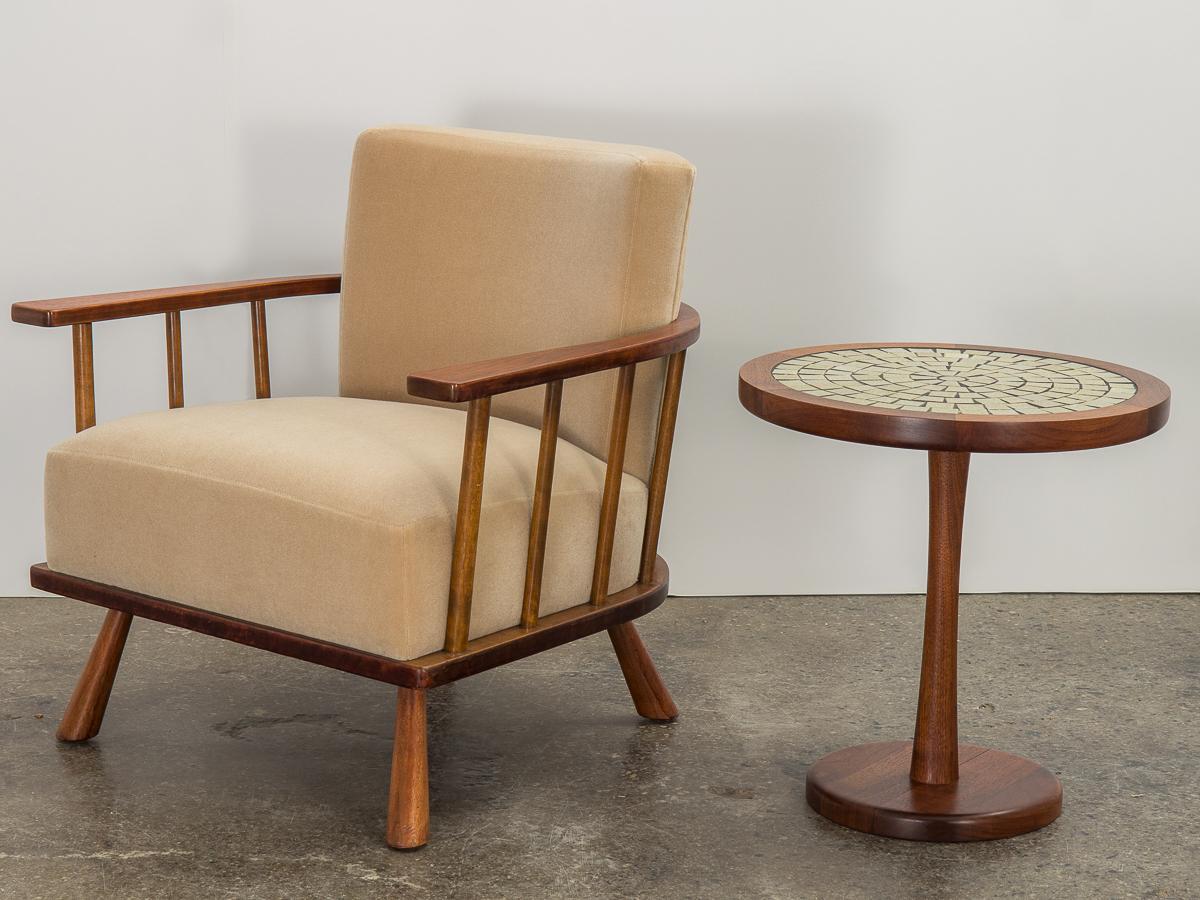 Mid-Century Modern Martz Pedestal Side Table For Sale