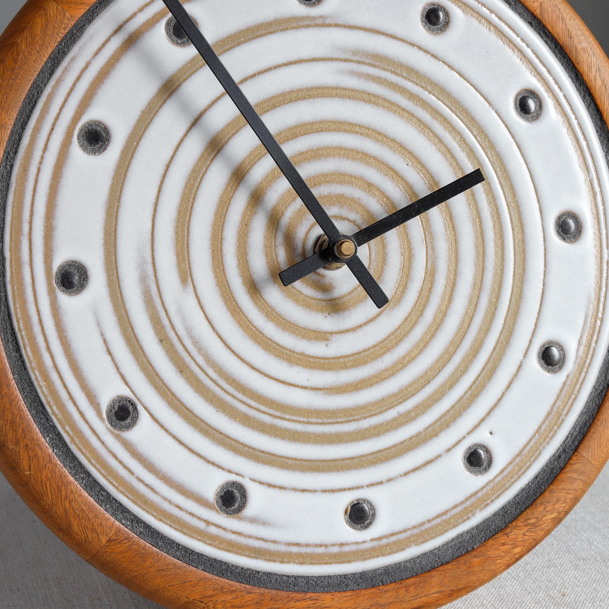 Gordon and Jane Martz Pottery and Walnut Wall Clock for Marshall Studios In Good Condition In Raleigh, NC