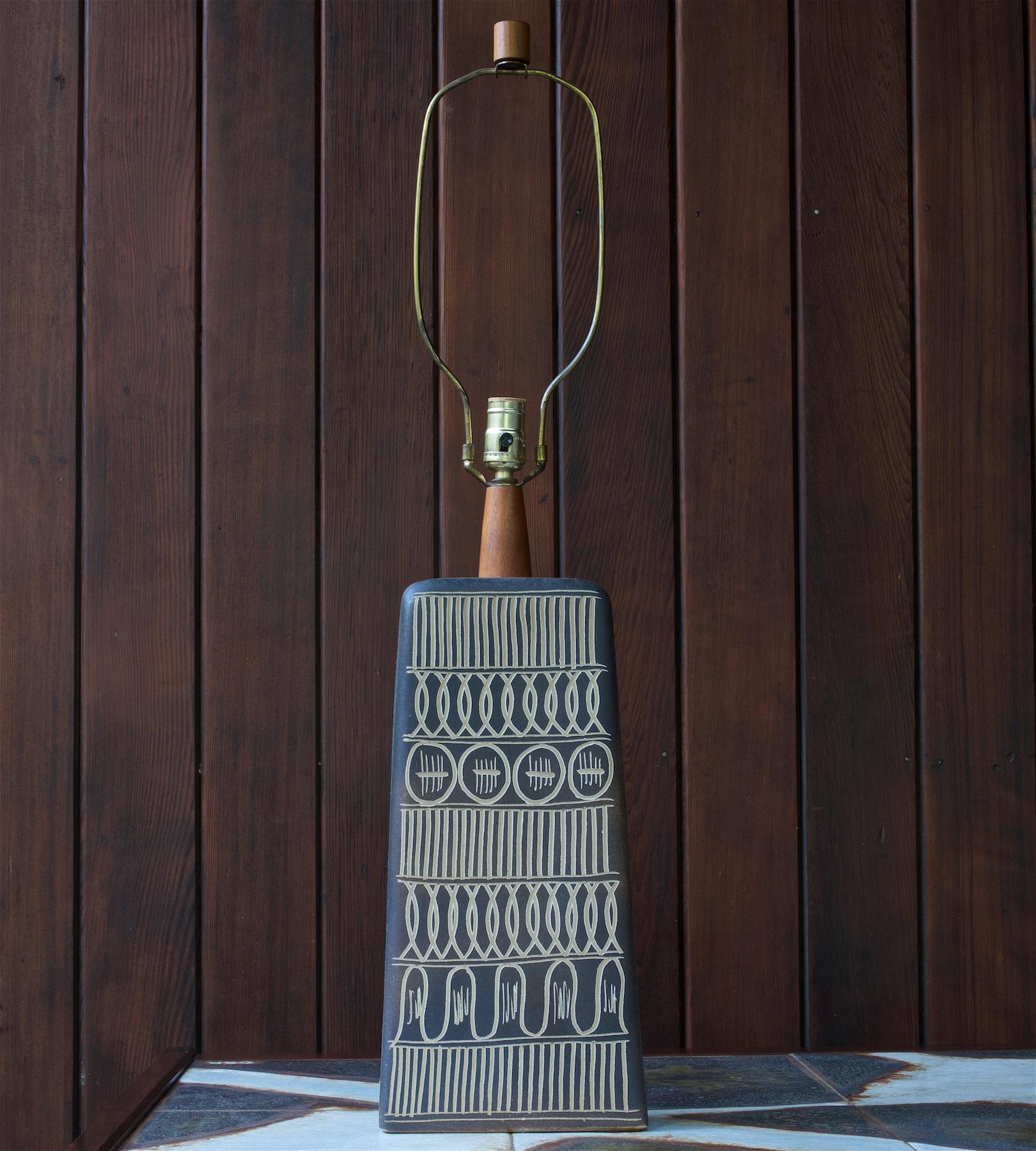 Mid-Century Modern Martz Sgraffito Tombstone Table Lamp Rustic Cabinmodern Midcentury Post Beam