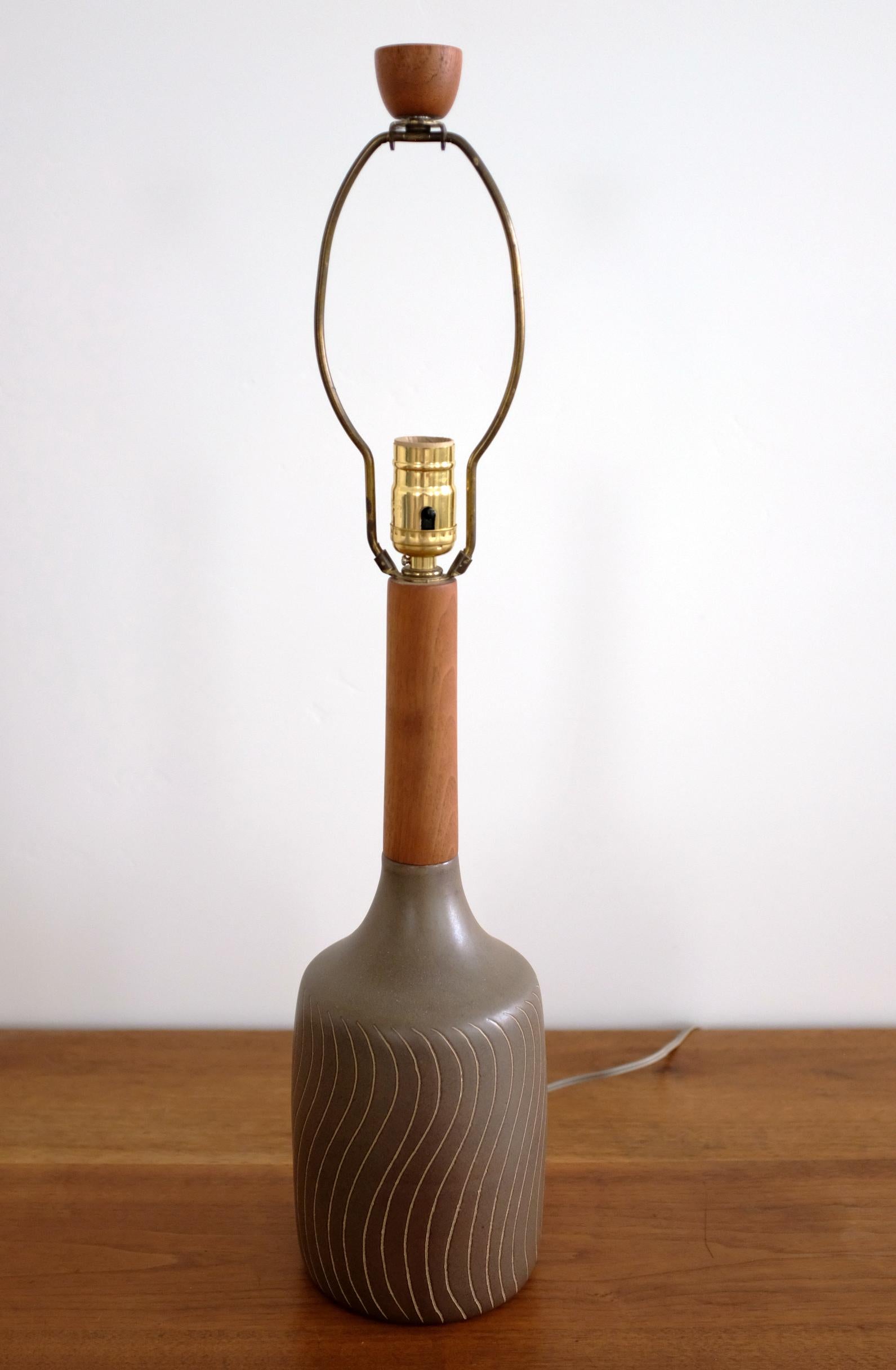 American Martz Table Lamp by Jane and Gordon Martz for Marshall Studios, 1960s, Ceramic For Sale