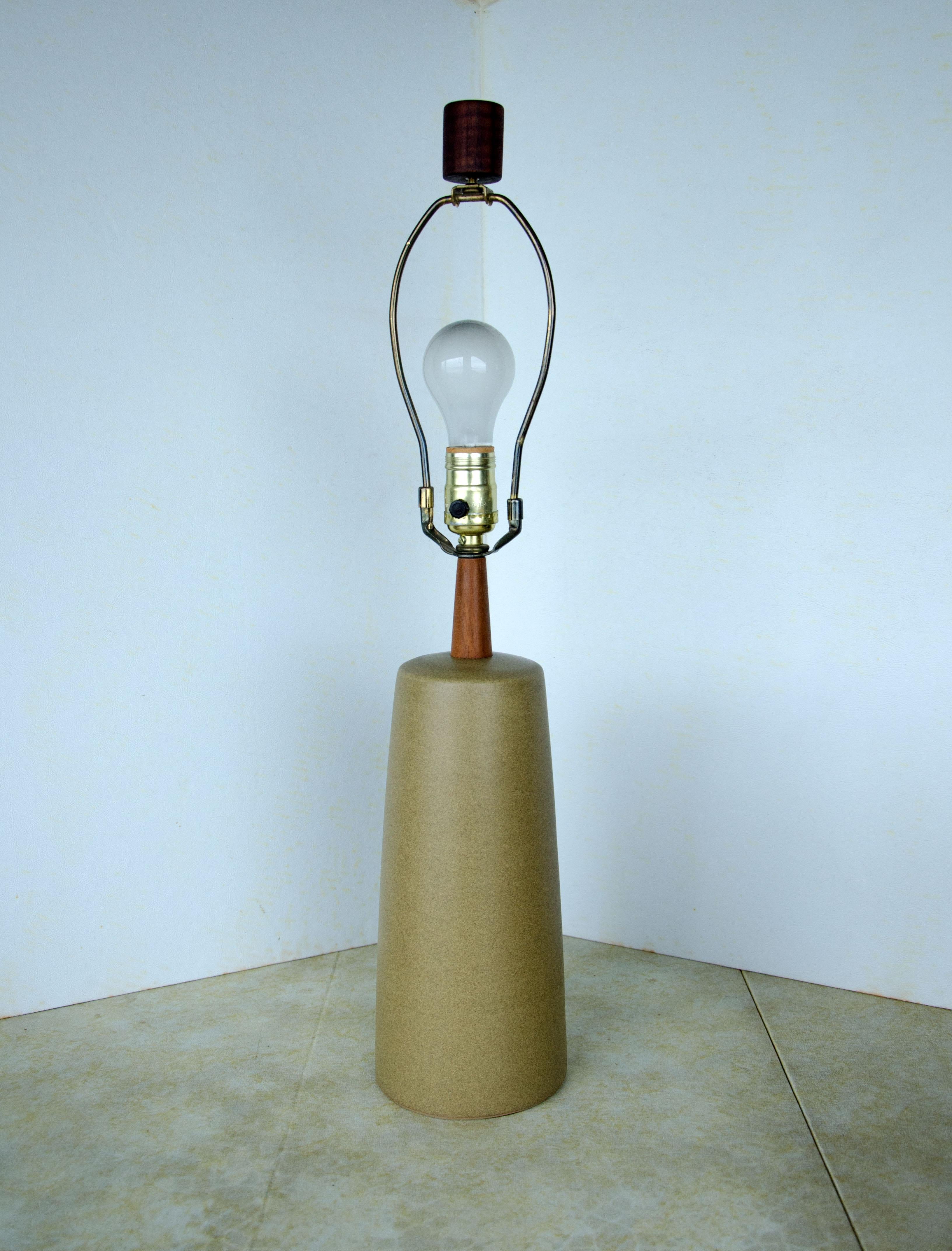 Mid-Century Modern Martz Table Lamp, Original Shade