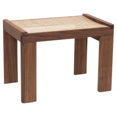 Sgabello Mārum con intreccio di canne di Murubi