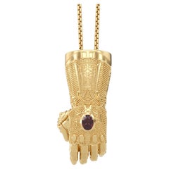 Marvel  ECG Gauntlet Pendant with Infinity Stone