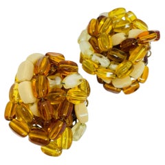 Boucles d'oreilles vintage à clip de créateur MARVELLA, ornées de perles en verre ambré teinté or