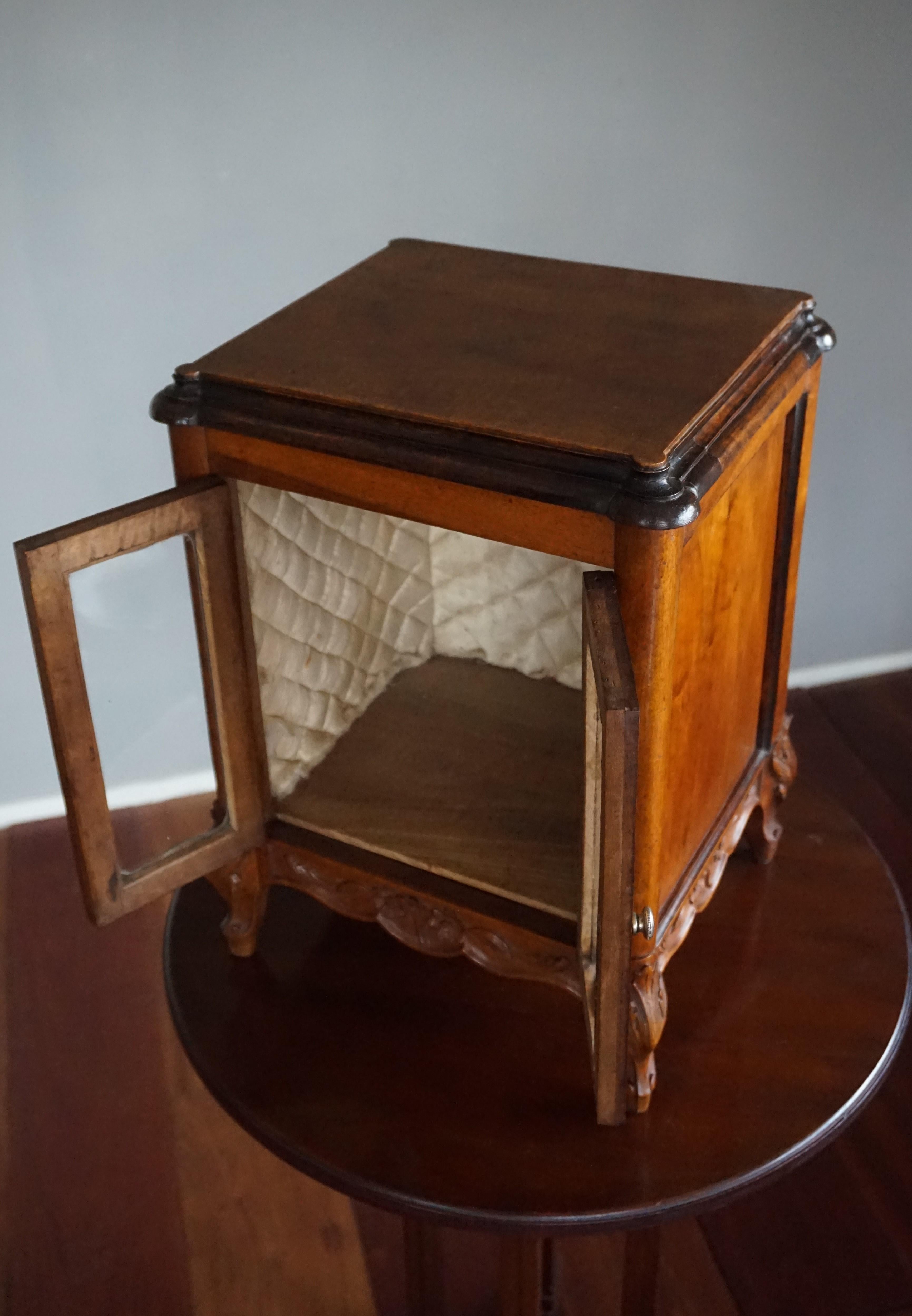 Marvelous 19th Century Handcrafted Louis Quinze Style Nutwood Miniature Cabinet For Sale 7