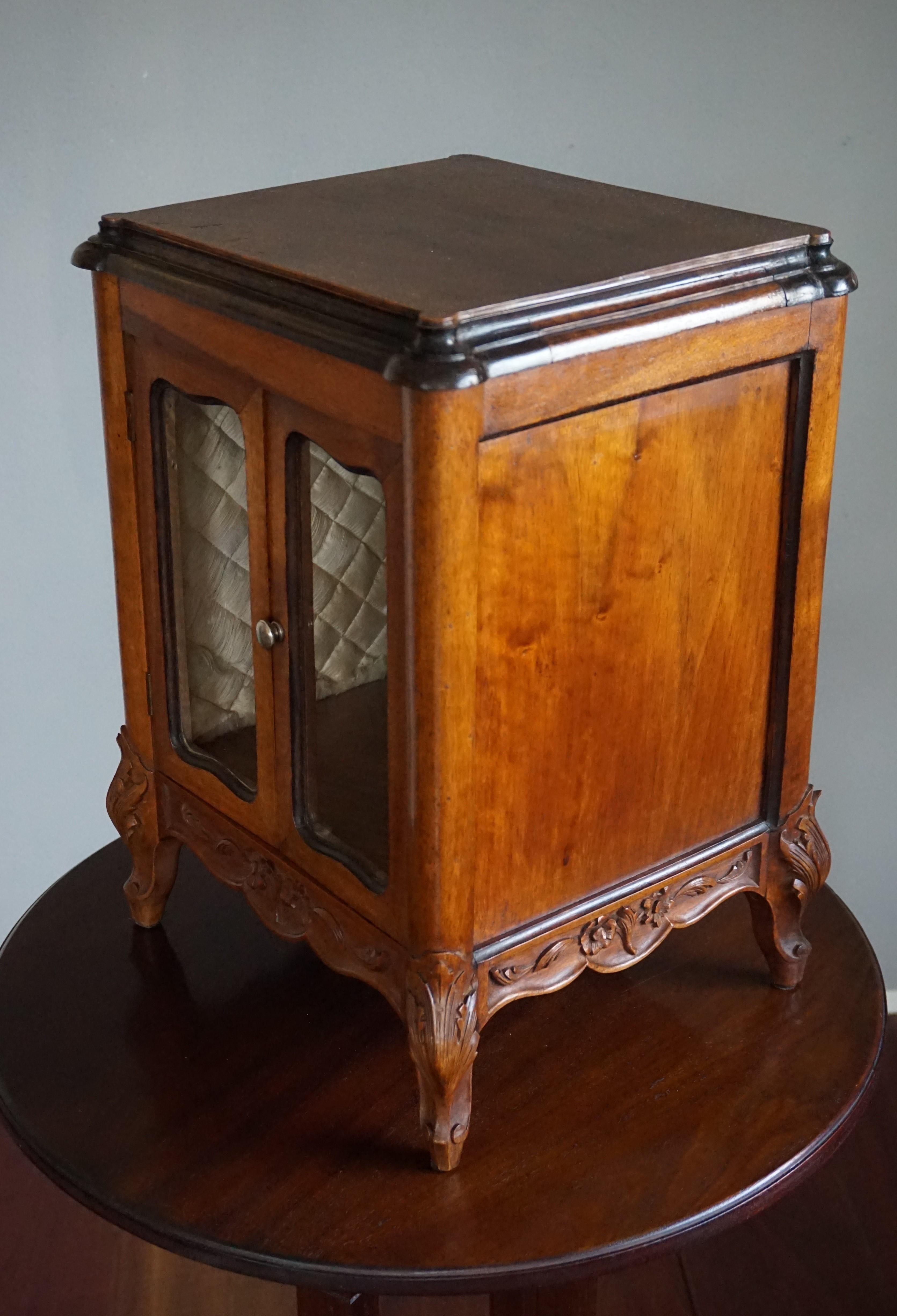 Marvelous 19th Century Handcrafted Louis Quinze Style Nutwood Miniature Cabinet For Sale 9