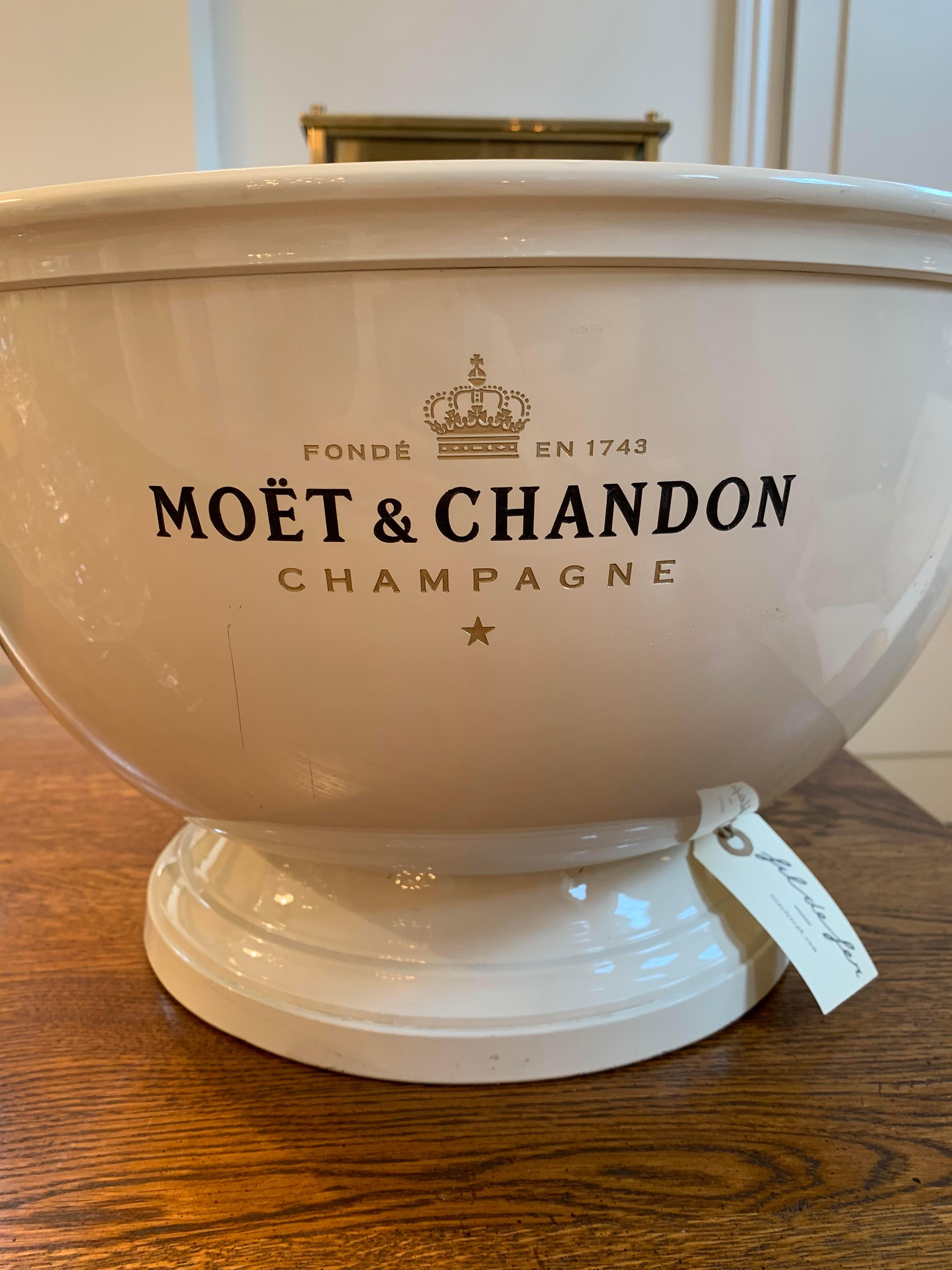 moet chandon cooler