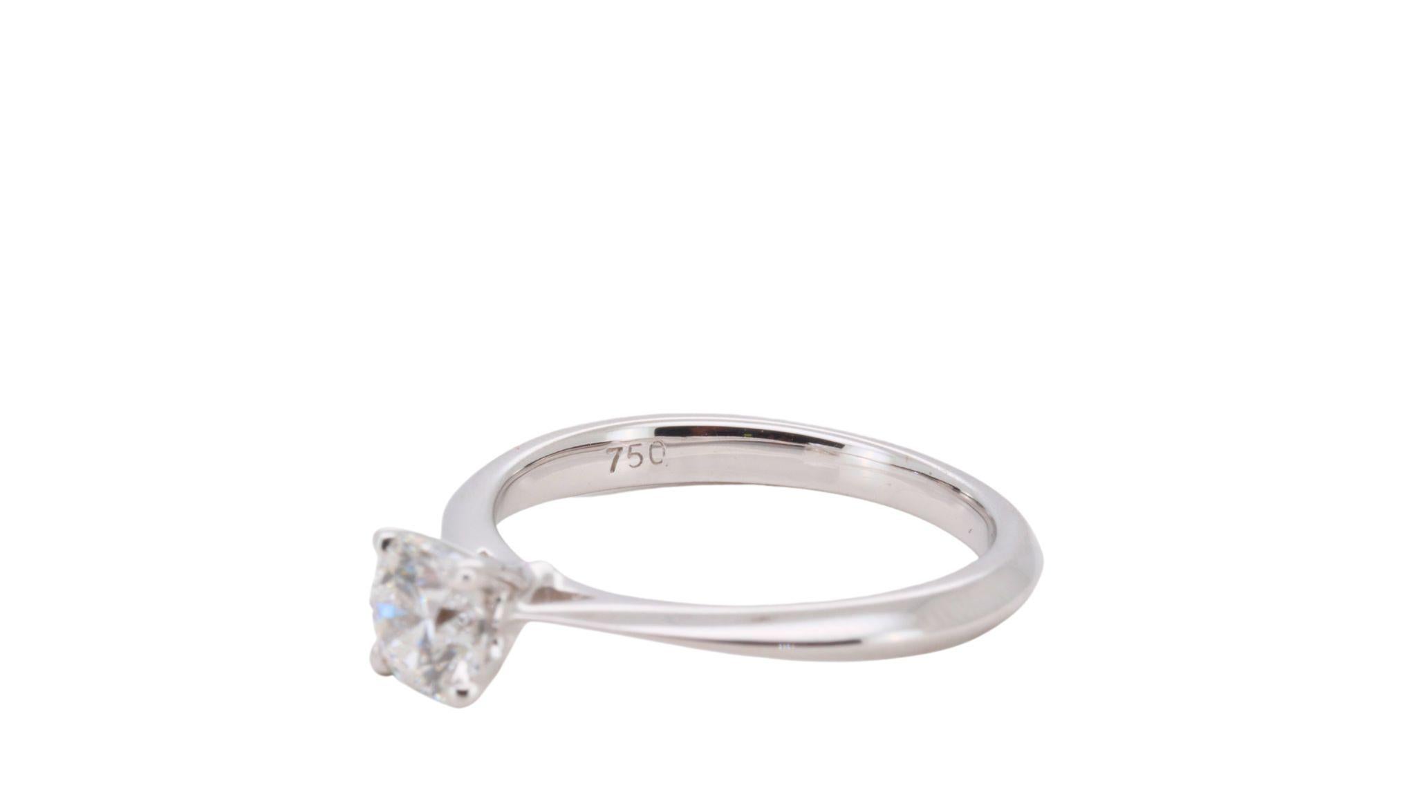 Marvelous 18k White Gold Solitaire Ring w/ 0.47 Carat Natural Diamonds AGS Cert For Sale 3