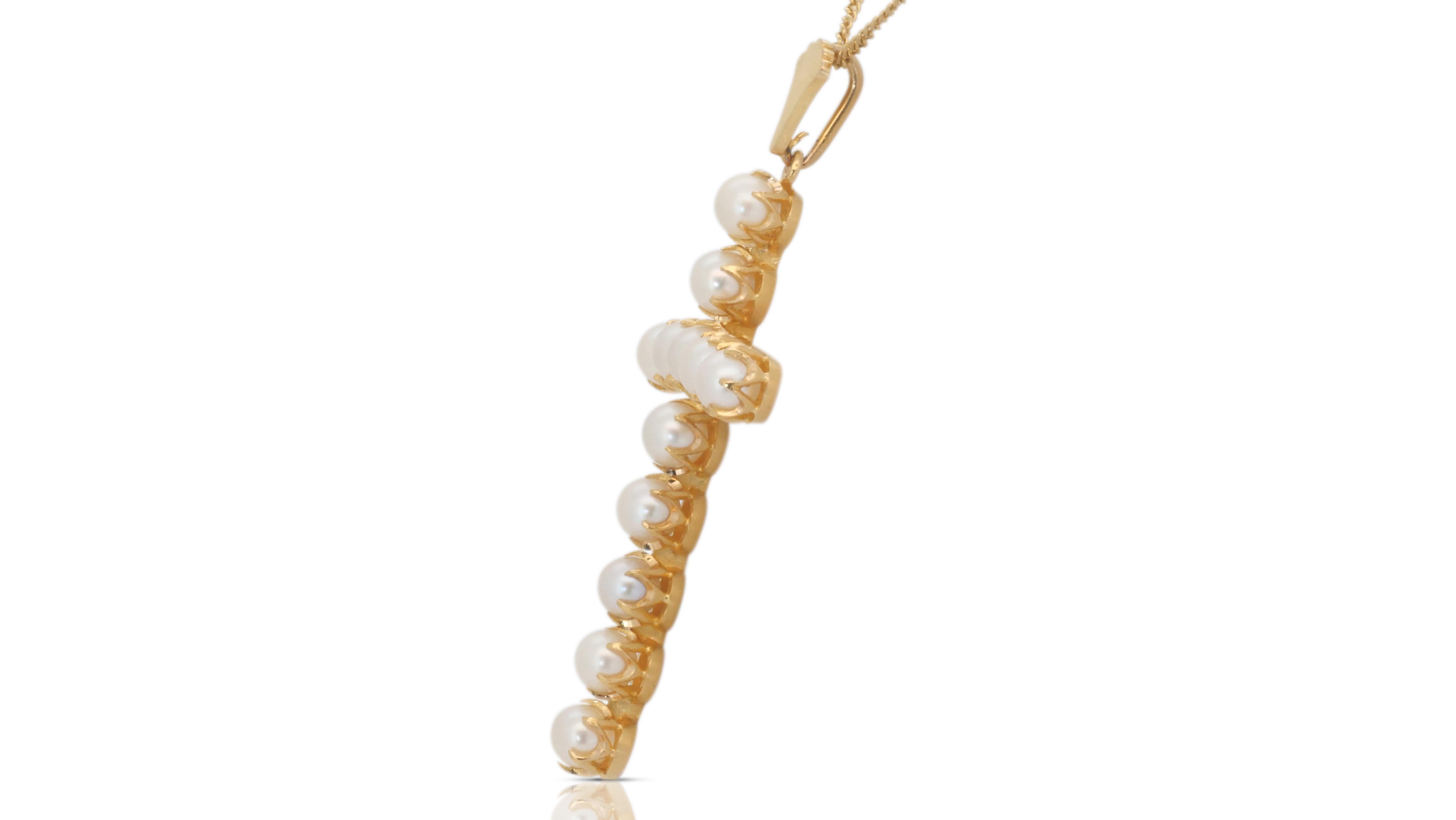 Women's Marvelous 18k Yellow Gold Cross Necklace W/ Pendant .02 Carat Natural Pearls For Sale