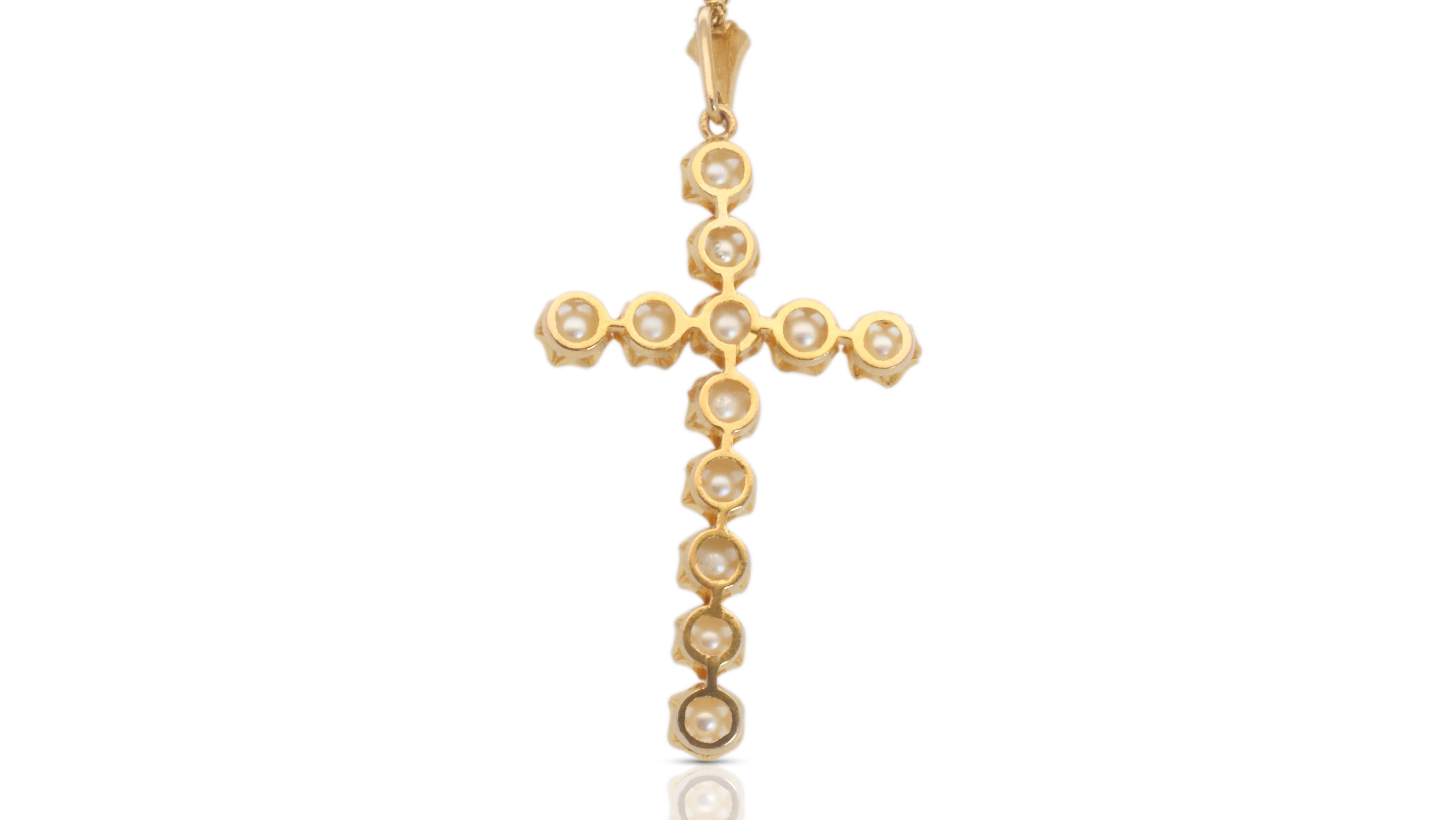 Marvelous 18k Yellow Gold Cross Necklace W/ Pendant .02 Carat Natural Pearls For Sale 3