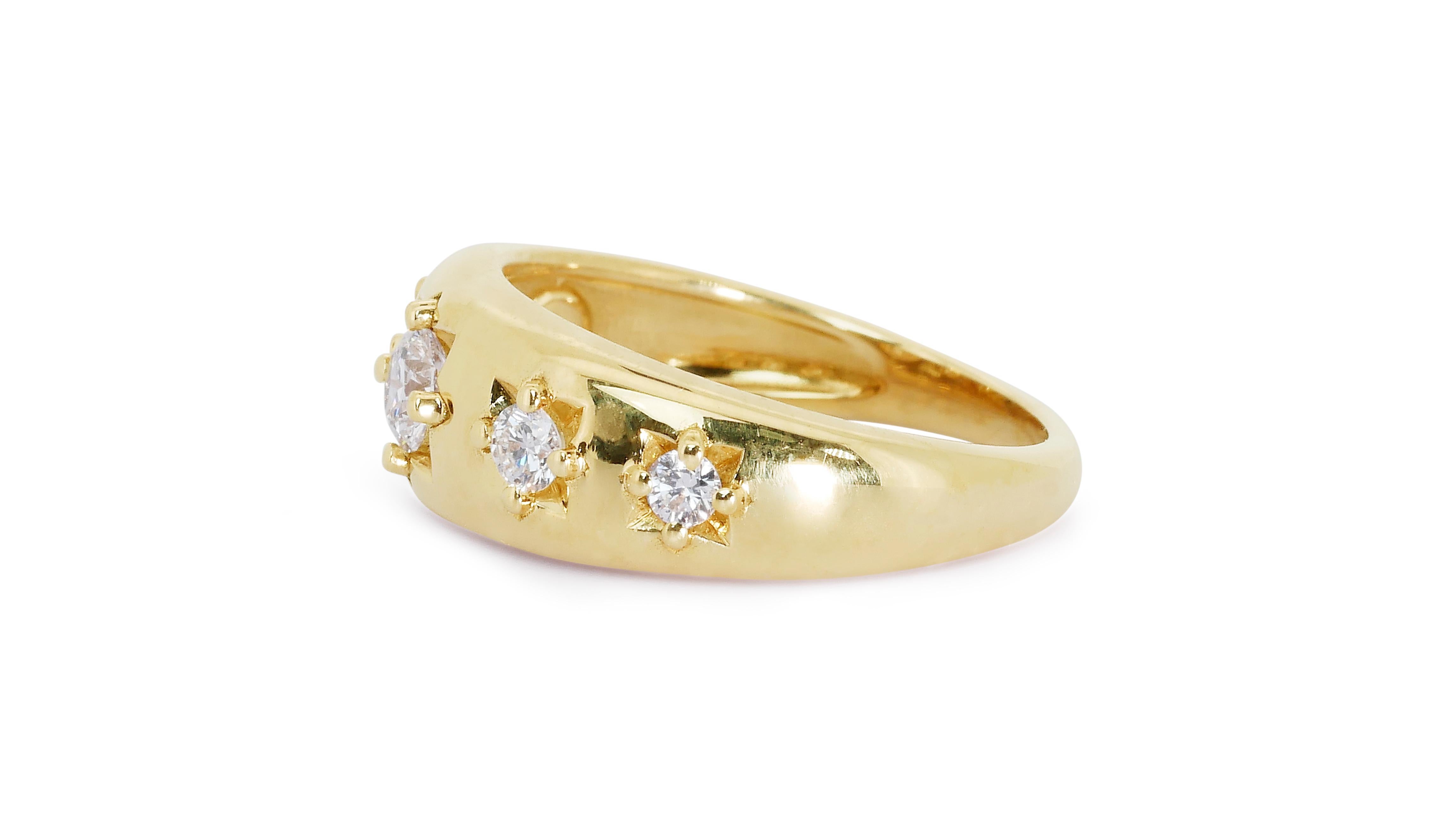 Marvelous 18k Yellow Gold Dome Ring w/ 0.55 Ct Natural Diamonds Aig Certificate In New Condition For Sale In רמת גן, IL