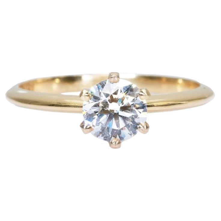 Marvelous 18k Yellow Gold Solitaire Ring with 1 Carat Natural Diamond GIA Cert For Sale