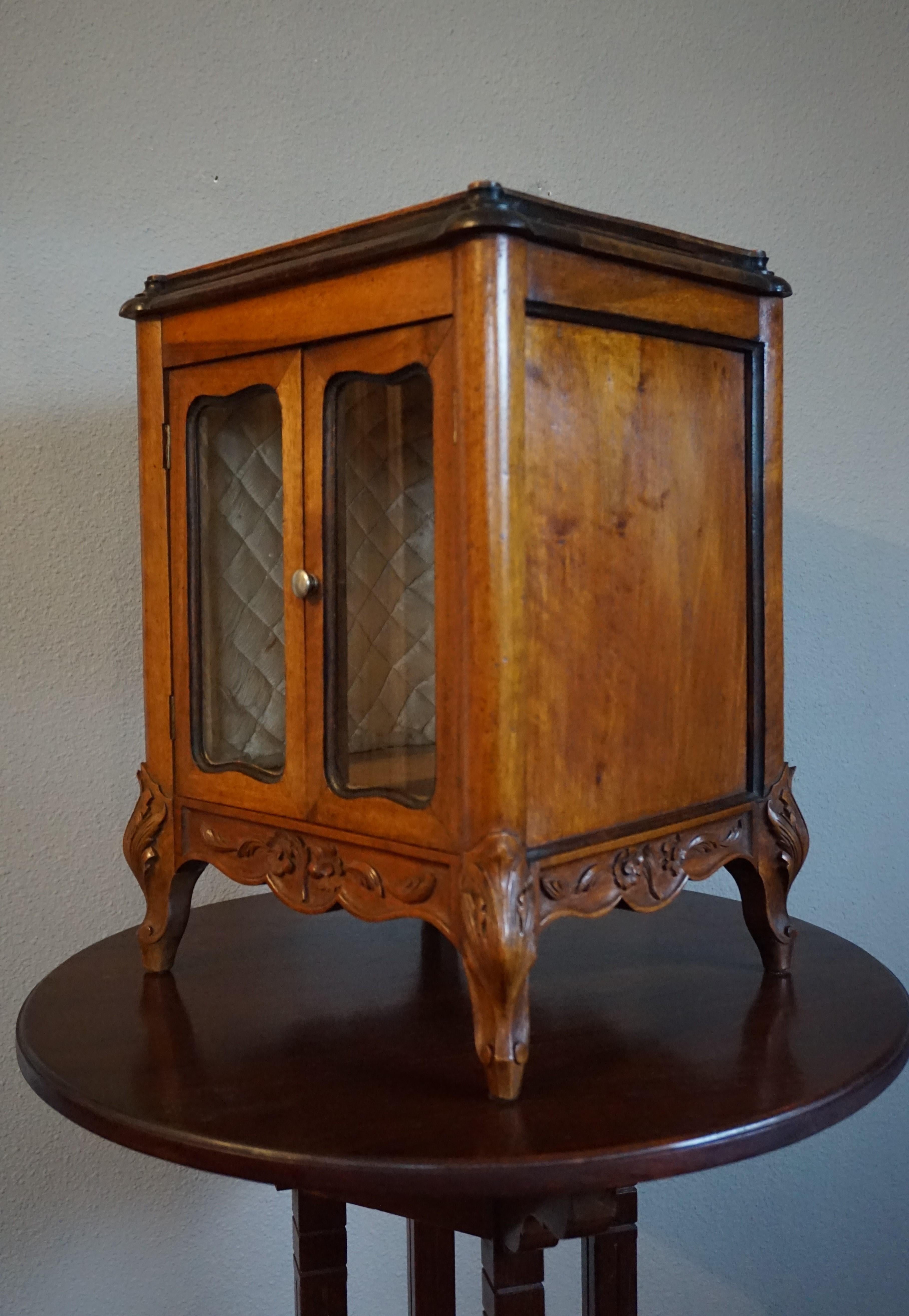 Louis XV Marvelous 19th Century Handcrafted Louis Quinze Style Nutwood Miniature Cabinet For Sale