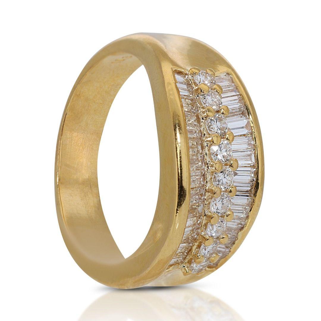 Baguette Cut Intricate 1.51ct Mixed Diamond Cut Ring set in 20K Yellow Gold For Sale