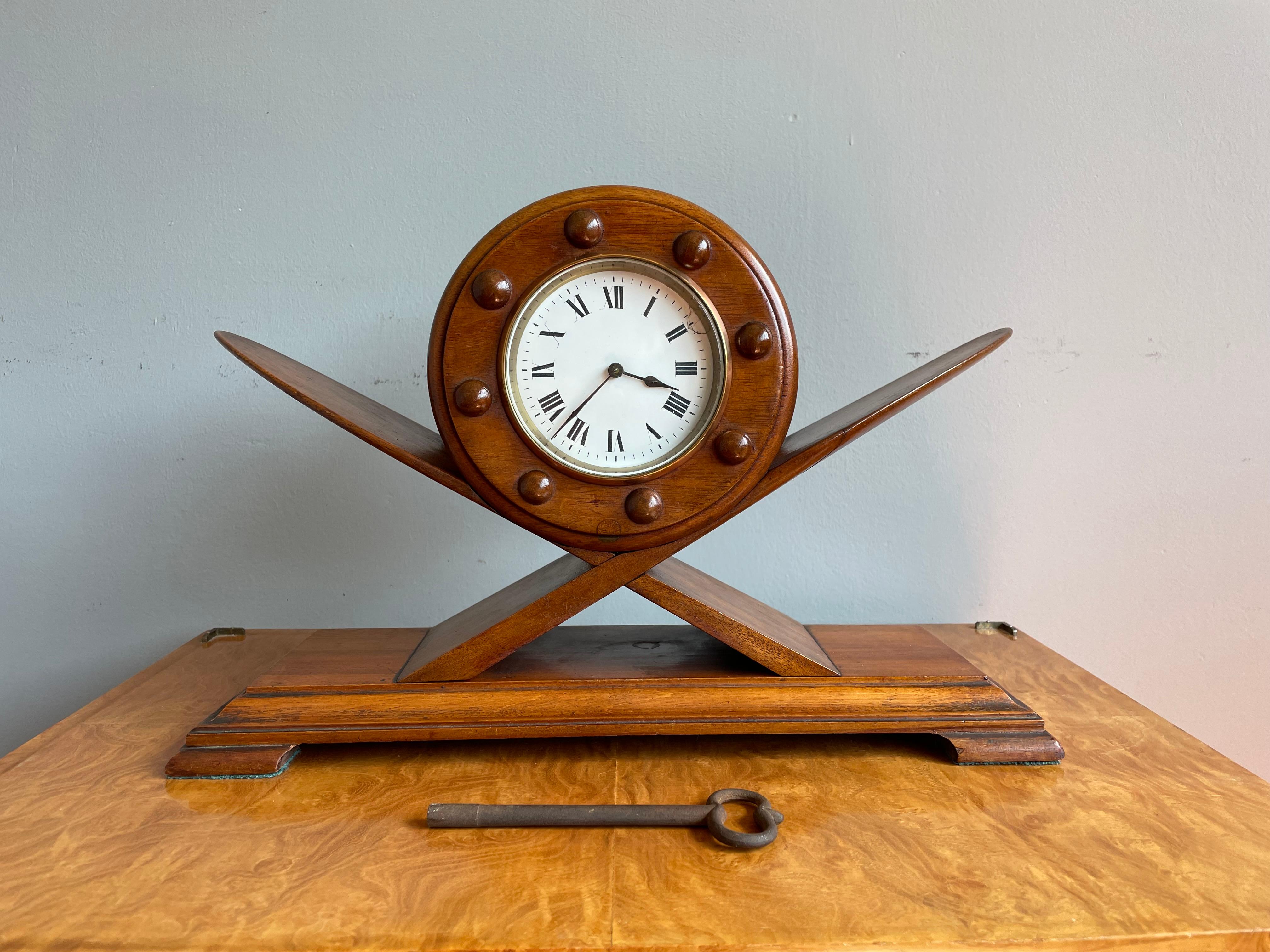 design desk clock
