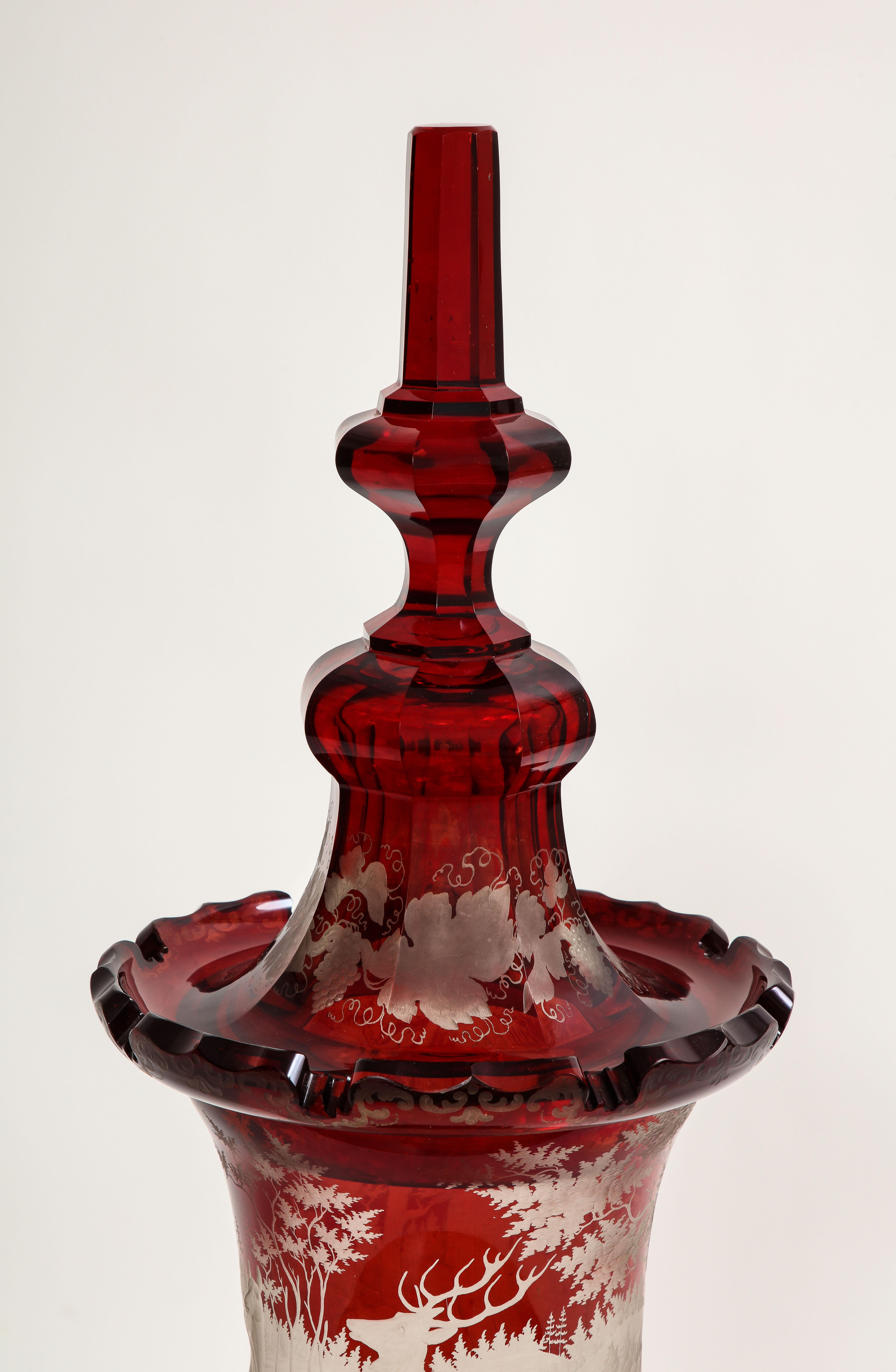 Marvelous Bohemian Red-Cut-to-Clear Kristall- Jagdszene mit Deckel aus Kristall im Angebot 7