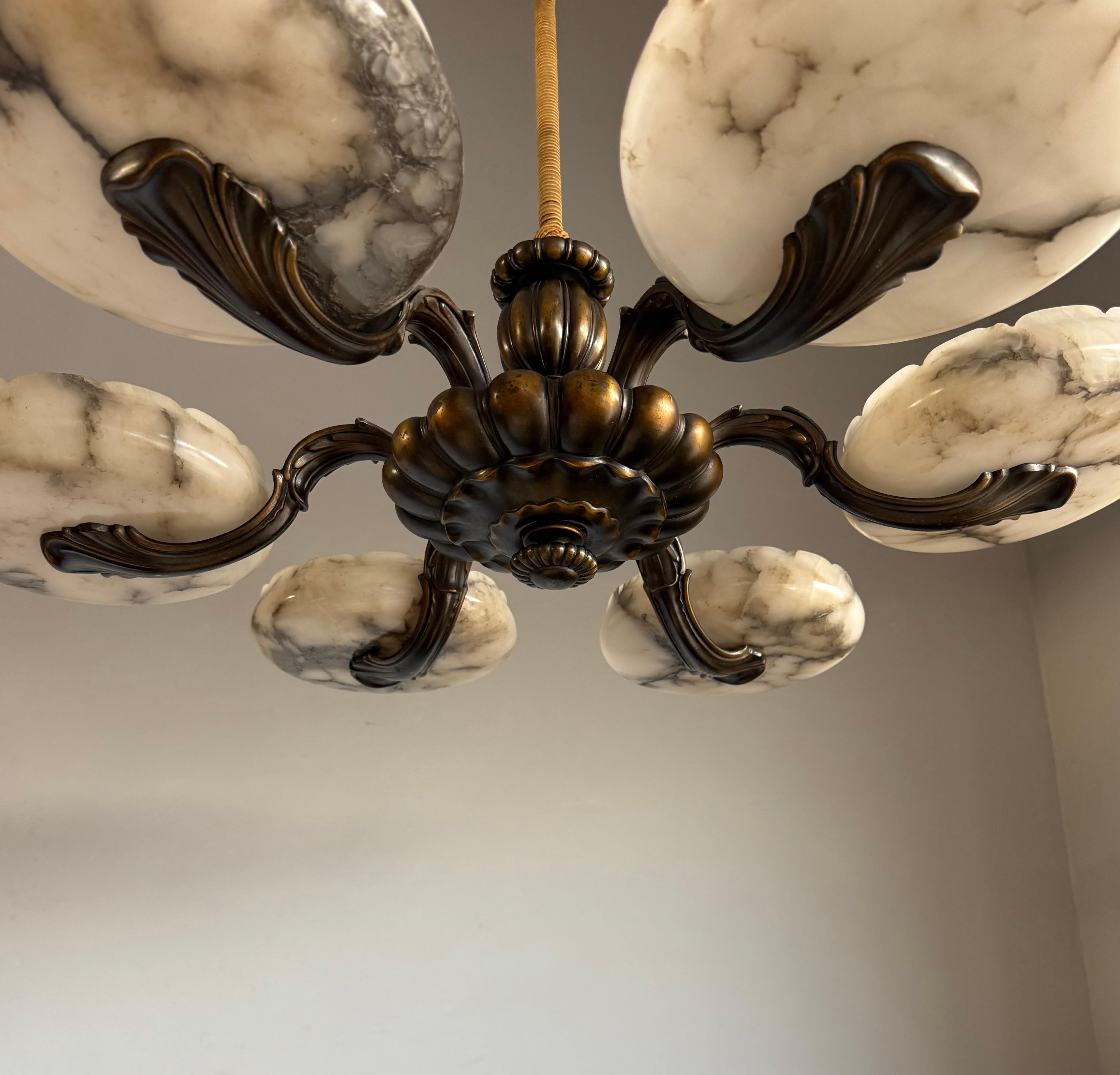 MARVELOUS Bronze Art Deco Chandelier / Pendant with SIX LARGE Alabaster Shades (lampadario in bronzo con sei grandi paralumi in alabastro) in vendita 4