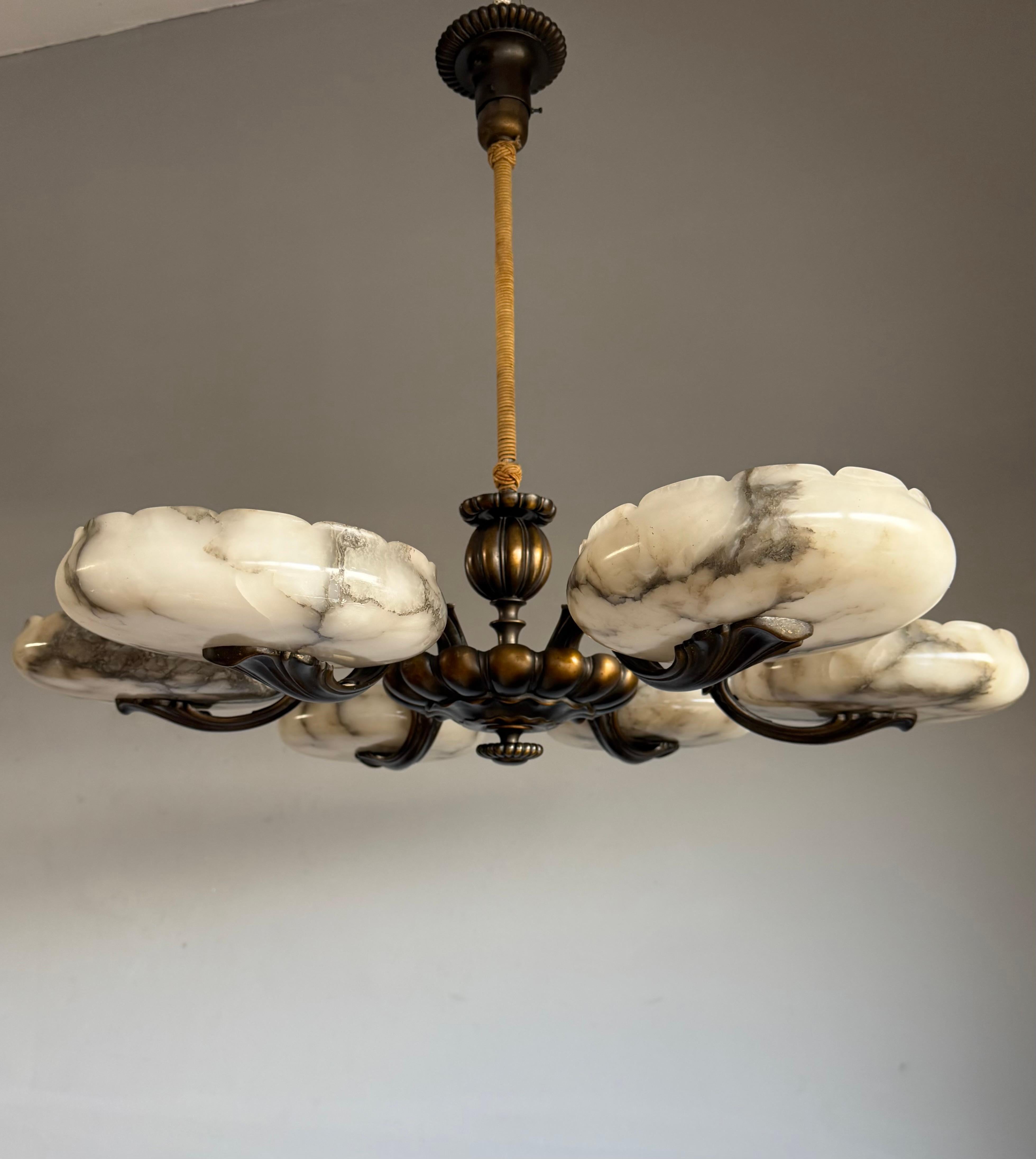 MARVELOUS Bronze Art Deco Chandelier / Pendant with SIX LARGE Alabaster Shades (lampadario in bronzo con sei grandi paralumi in alabastro) In condizioni buone in vendita a Lisse, NL