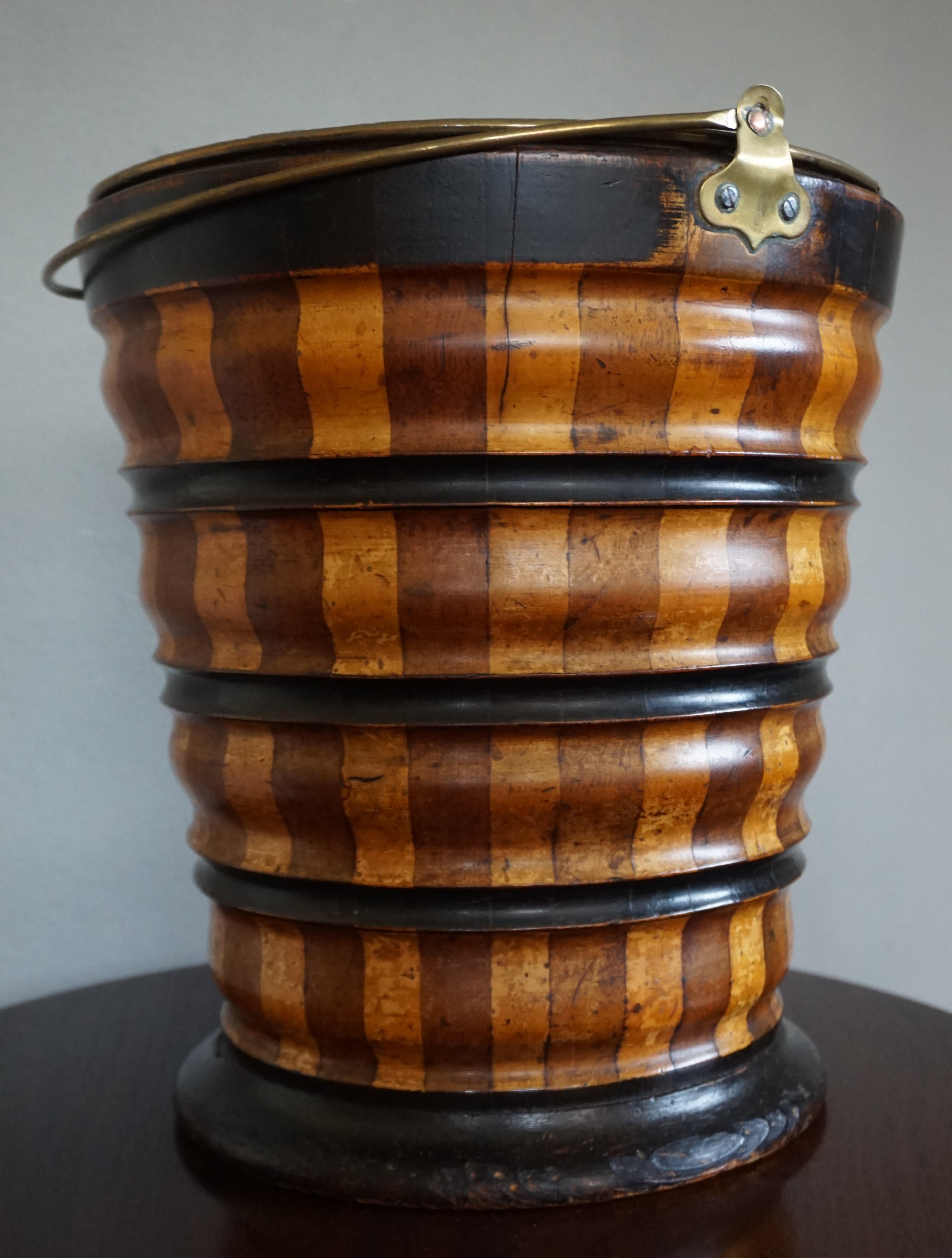 Marvelous Design & Colors 19th Century Two-Tone Wooden Dutch Regency Tea Bucket 5