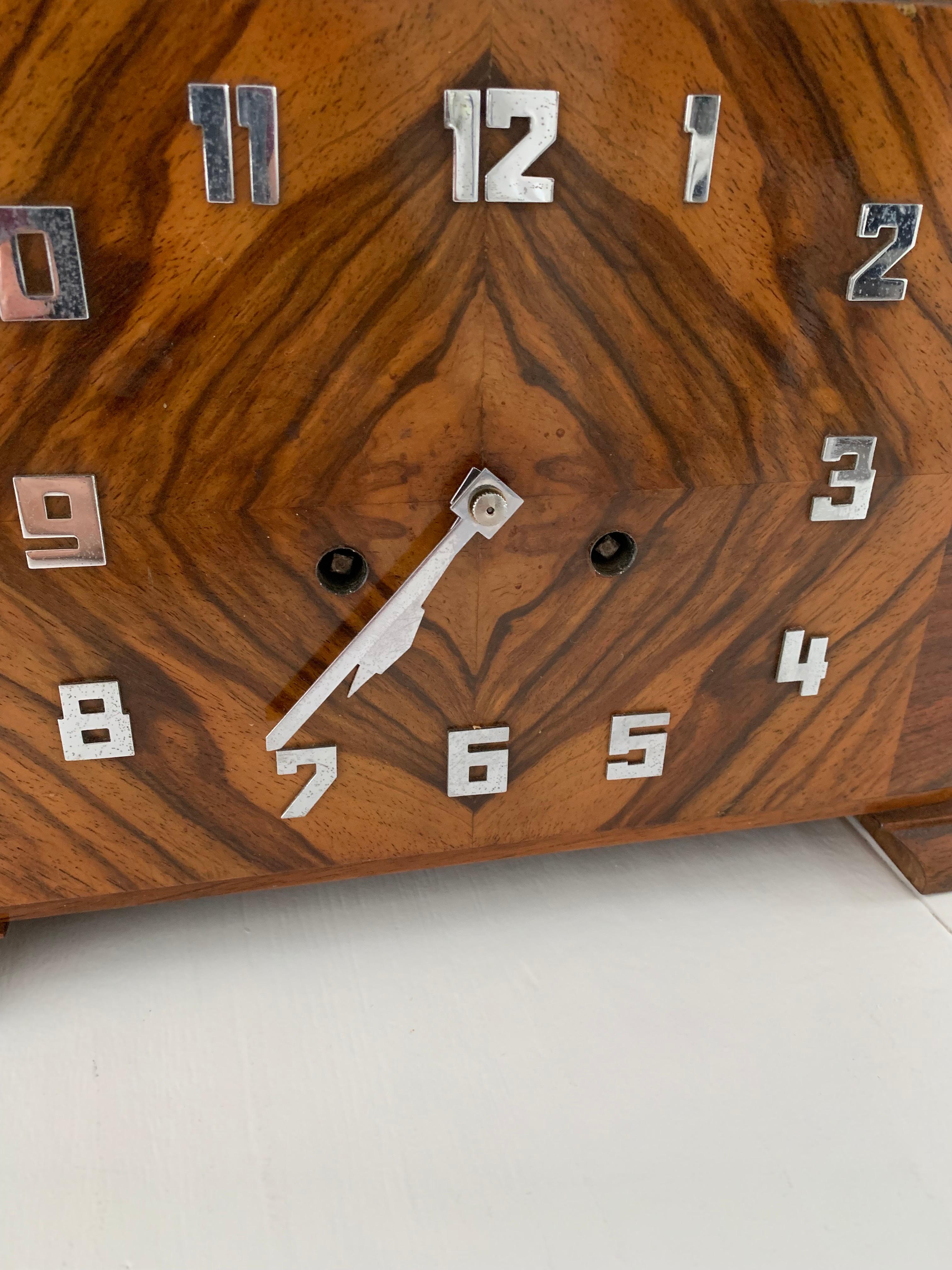 Marvelous Design & Warm Color Burl Walnut Art Deco Mantel Desk or Pendulum Clock 3