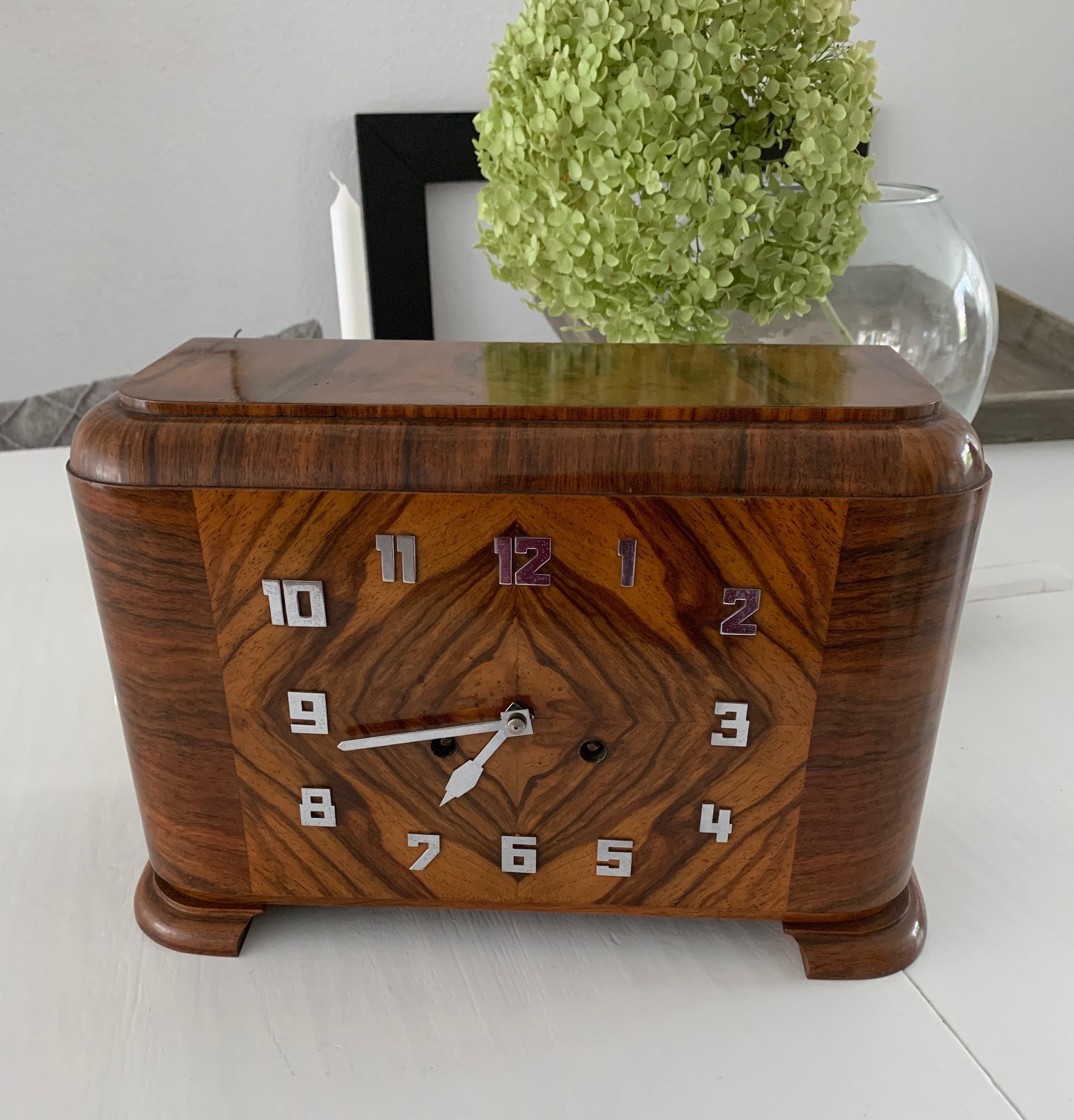 Hand-Crafted Marvelous Design & Warm Color Burl Walnut Art Deco Mantel Desk or Pendulum Clock