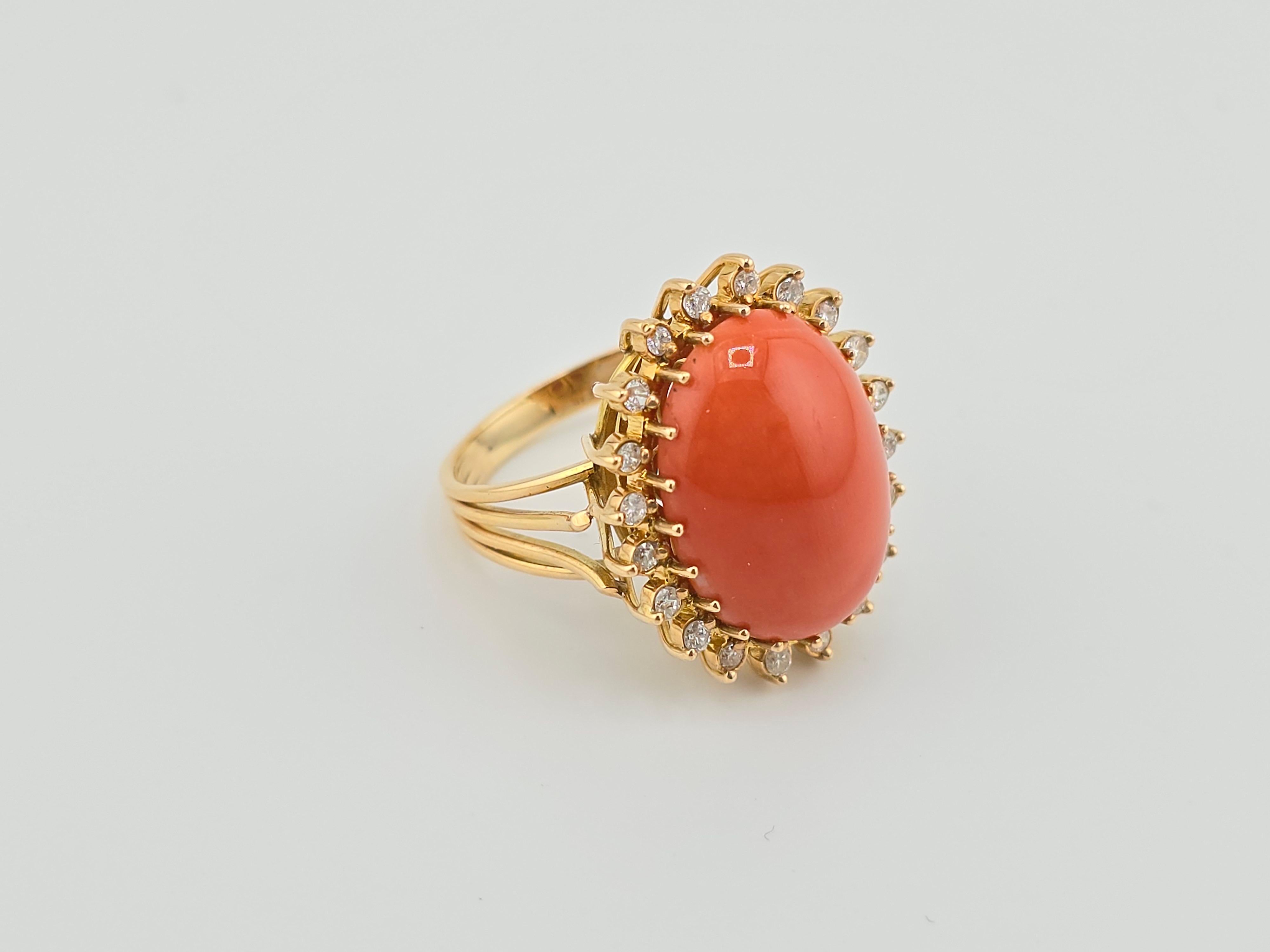 Women's or Men's Marvelous Italian Momo Coral 14K Yellow Gold Ring Surrounded With Diamonds  For Sale