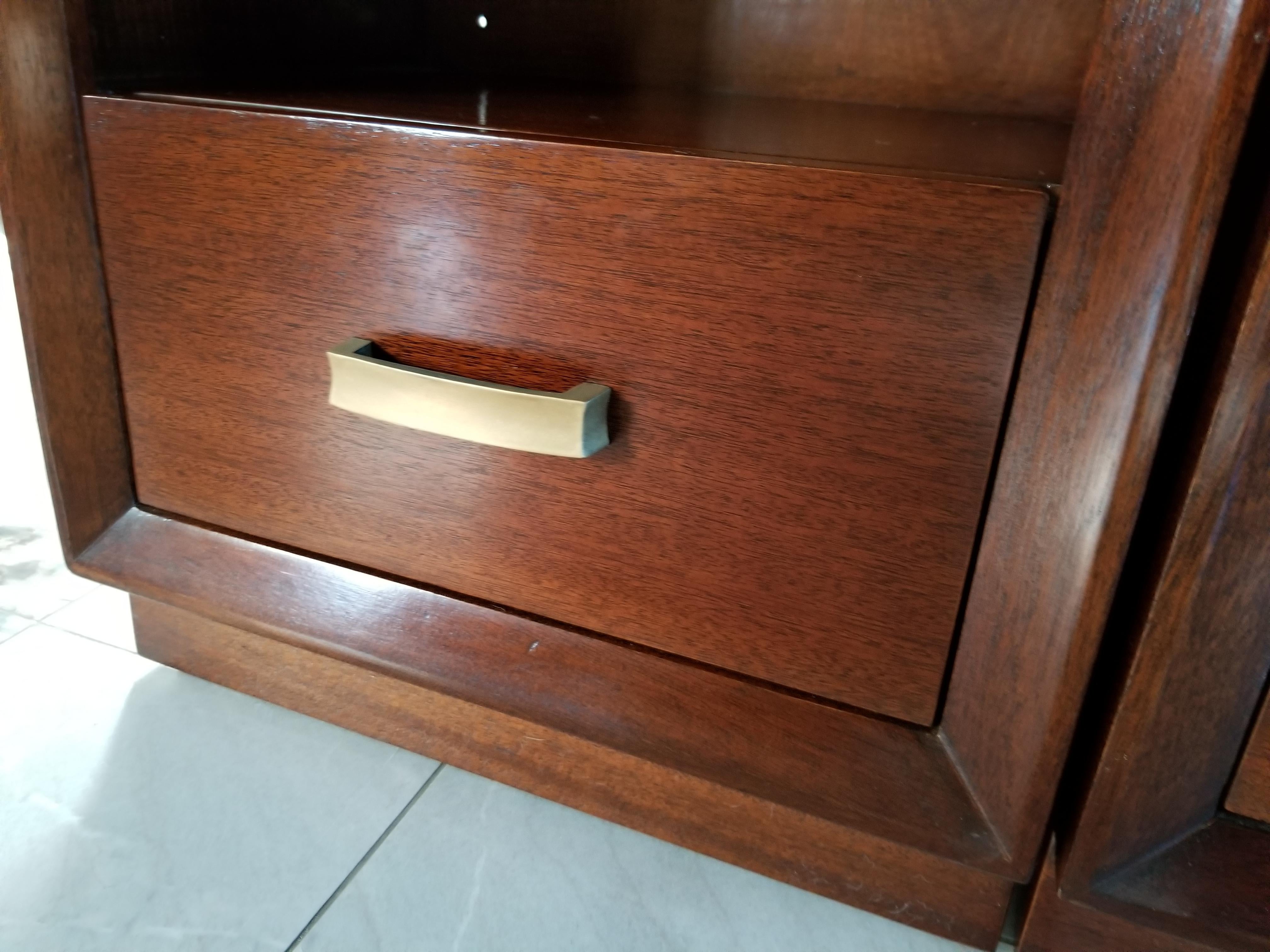 Marvelous Mahogany with Brass Nightstands End Tables, John Stuart Michigan 1950s 4