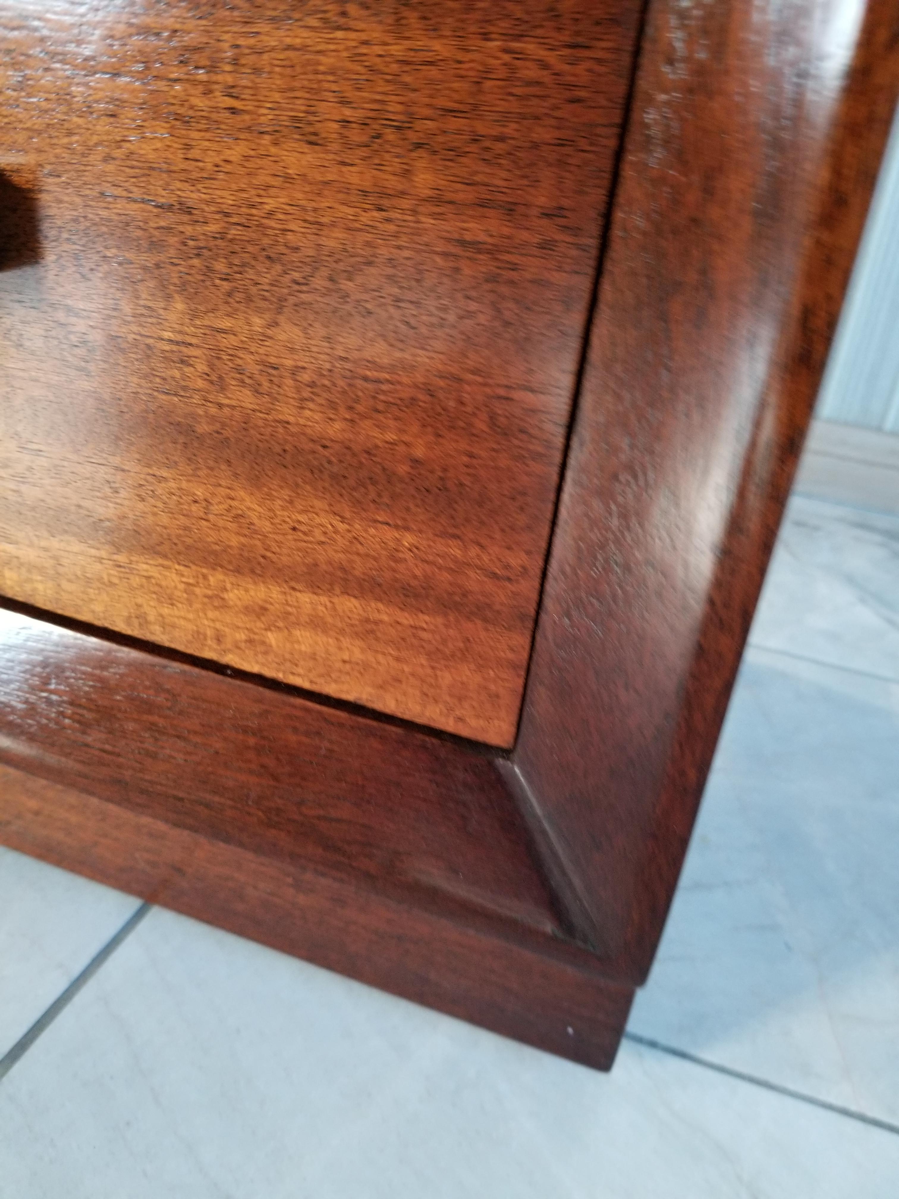 Marvelous Mahogany with Brass Nightstands End Tables, John Stuart Michigan 1950s 3