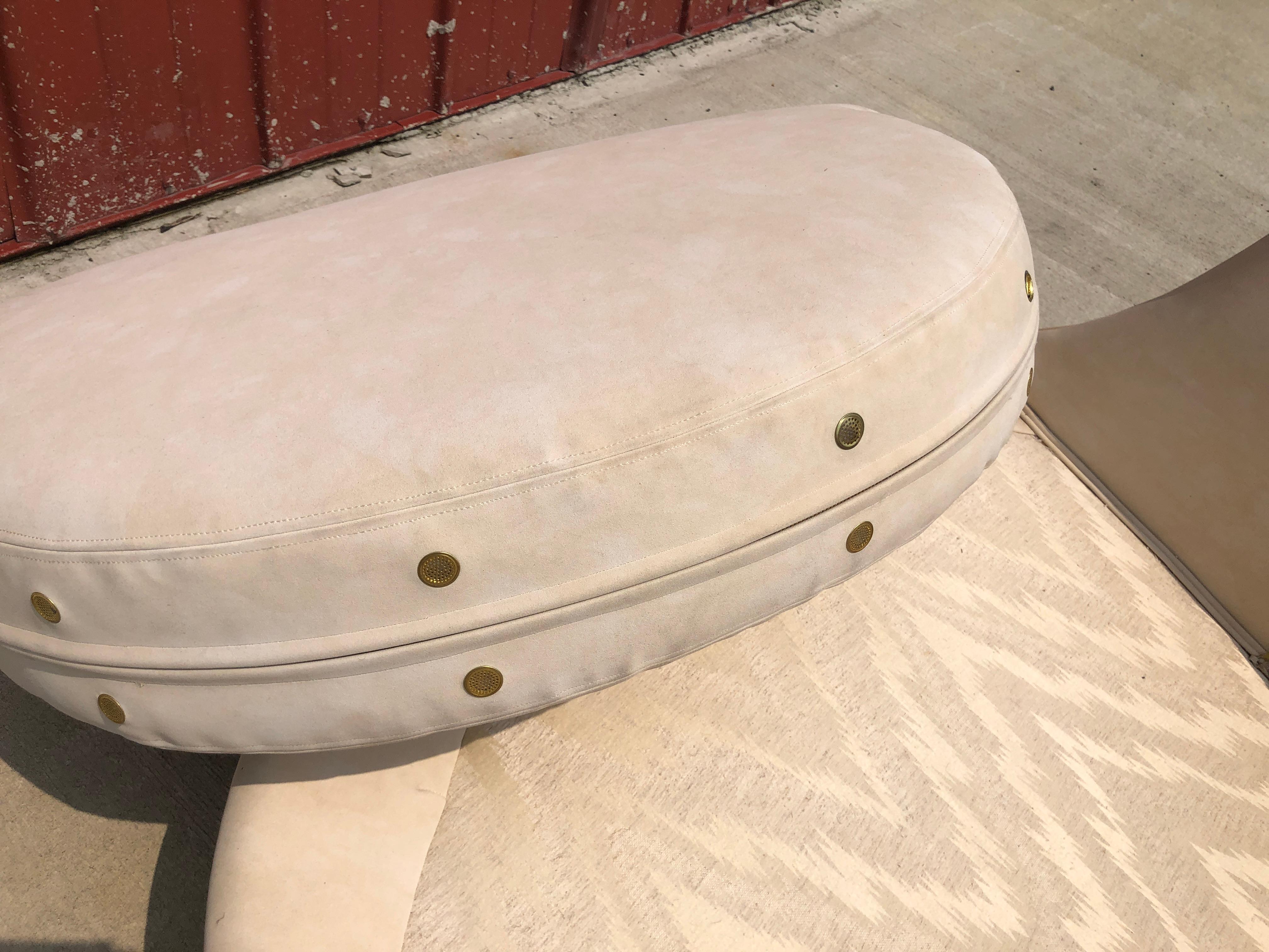 Fin du 20e siècle Milo Baughman - Magnifique fauteuil de salon circulaire pivotant mi-siècle moderne  en vente