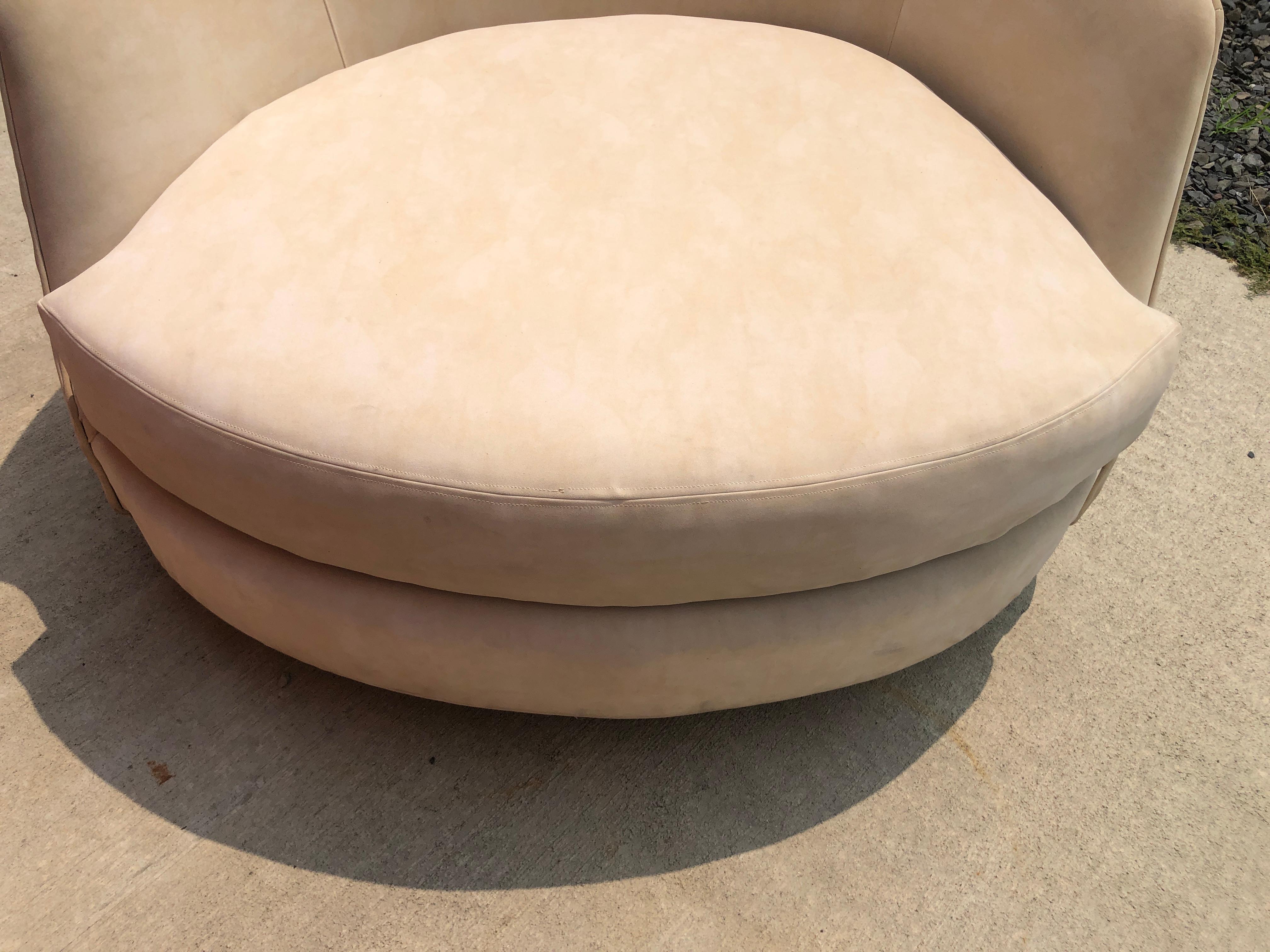 Tissu d'ameublement Milo Baughman - Magnifique fauteuil de salon circulaire pivotant mi-siècle moderne  en vente