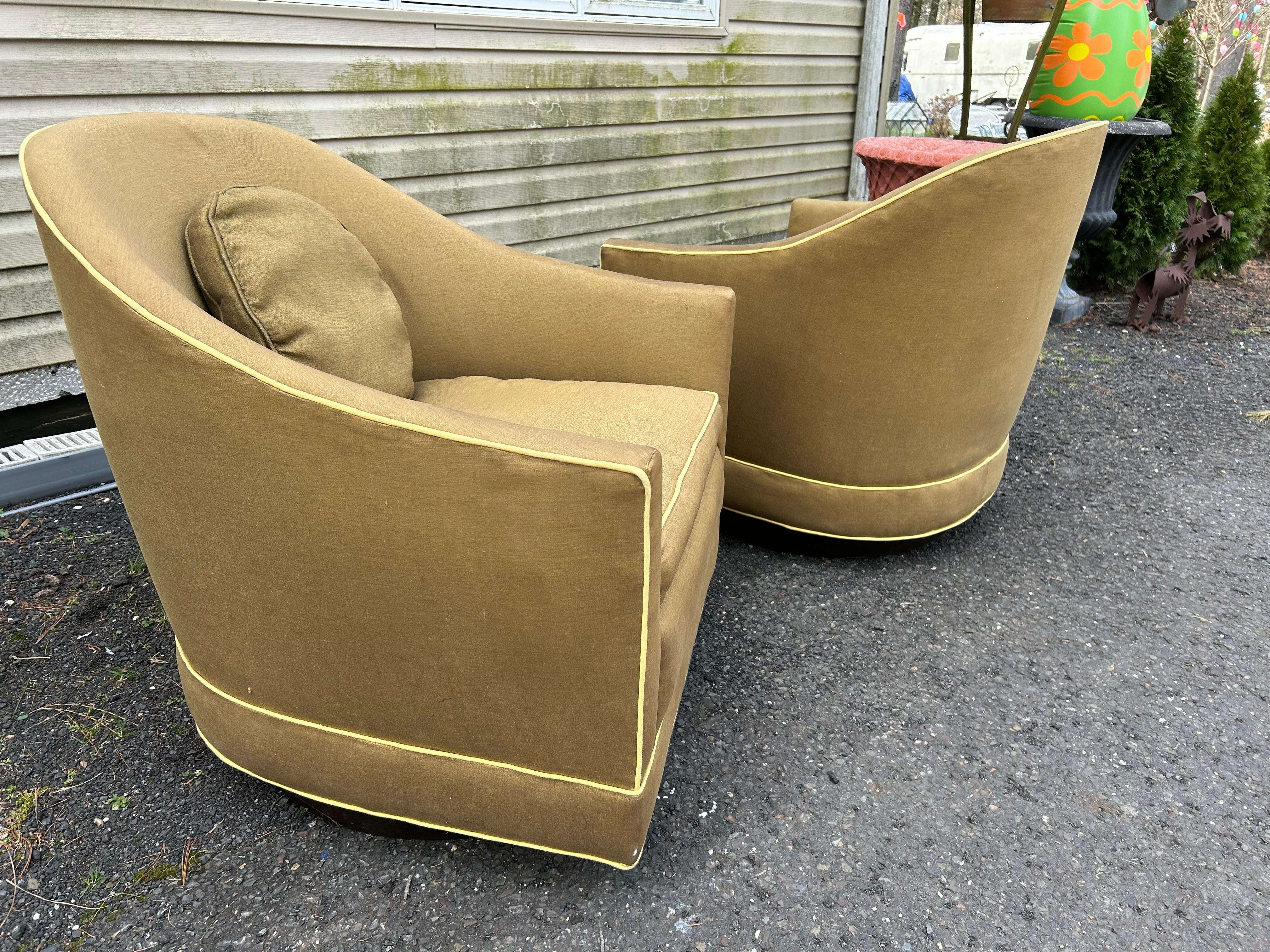 Marvelous Pair Harvey Probber Swivel Barrel Back Lounge Chair Mid-Century Modern For Sale 7