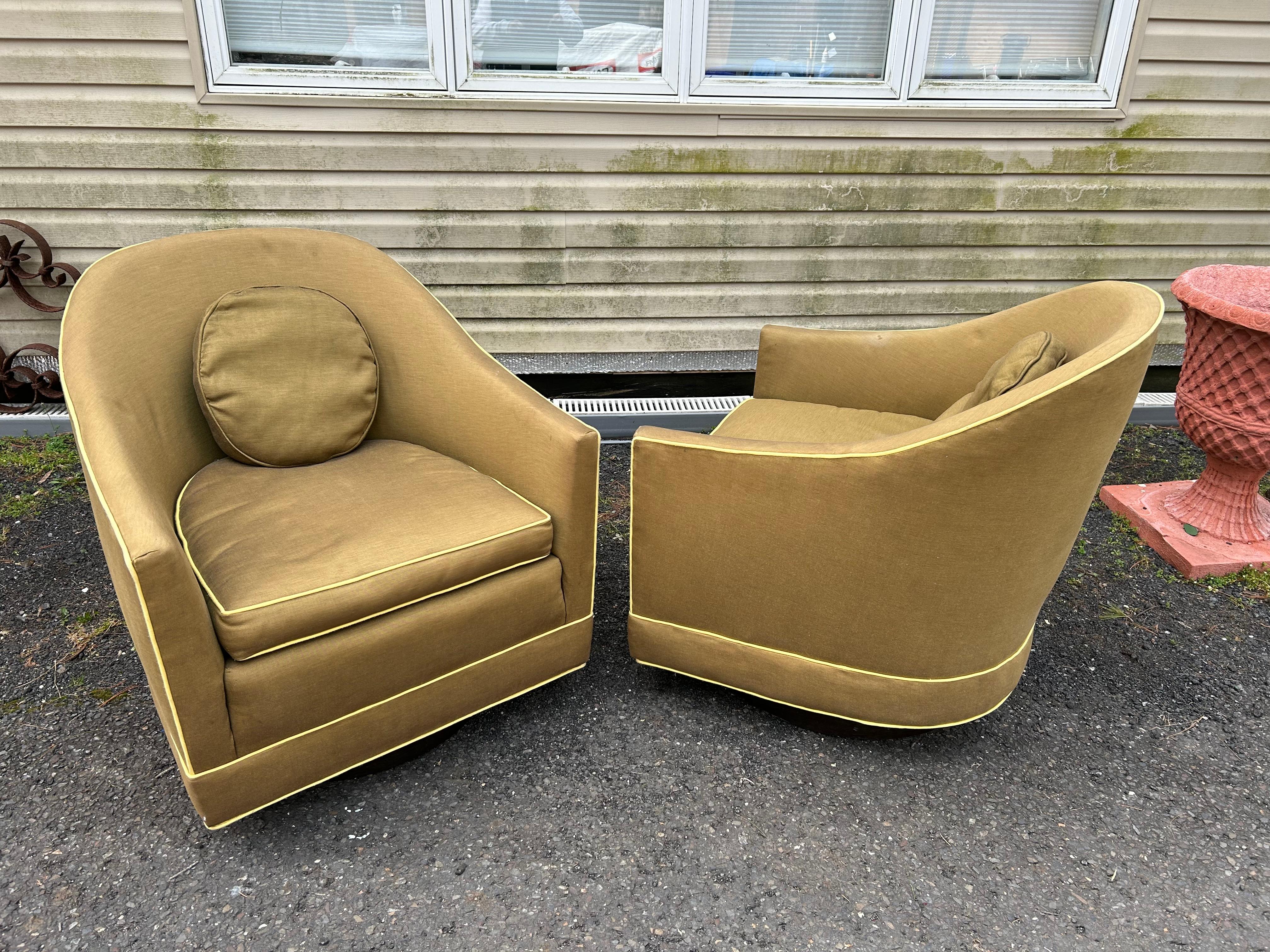 Paire fantastique de fauteuils de salon Harvey Probber à dossier tonneau pivotant, mi-siècle moderne en vente 1