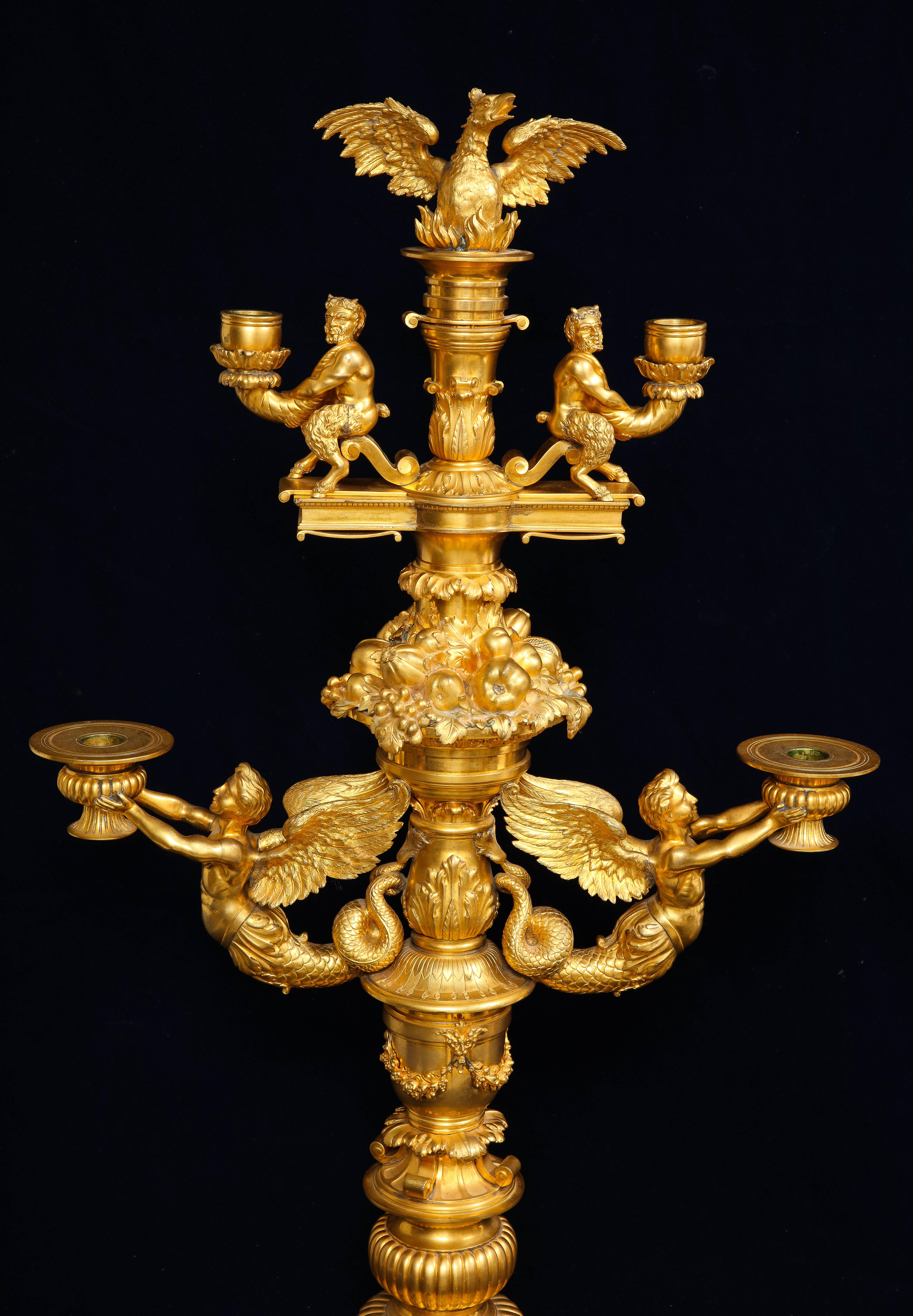 Merveilleuse paire de candélabres à quatre bras en bronze doré français du 19ème siècle, signés P. Canaux en vente 2
