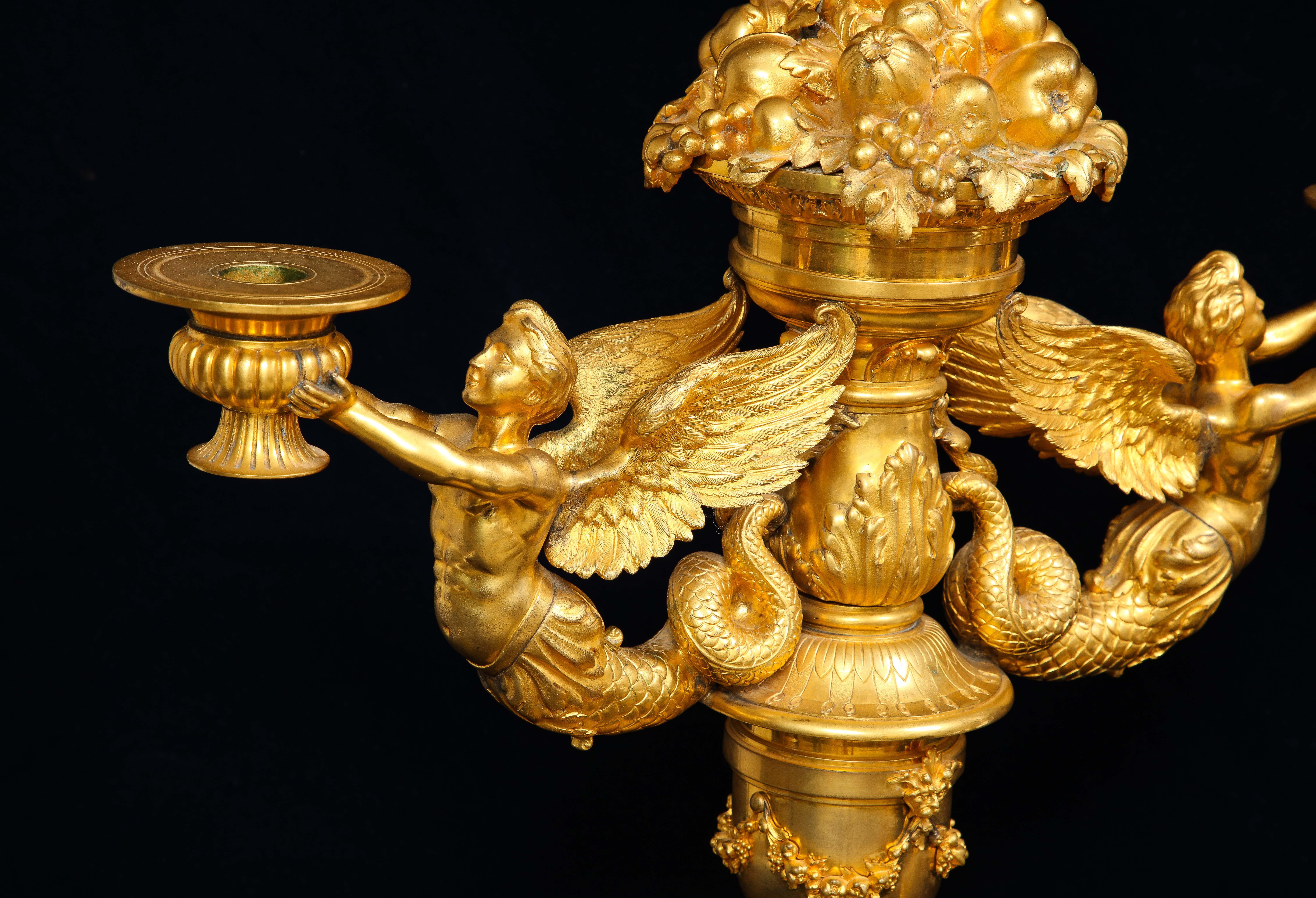 Merveilleuse paire de candélabres à quatre bras en bronze doré français du 19ème siècle, signés P. Canaux en vente 5