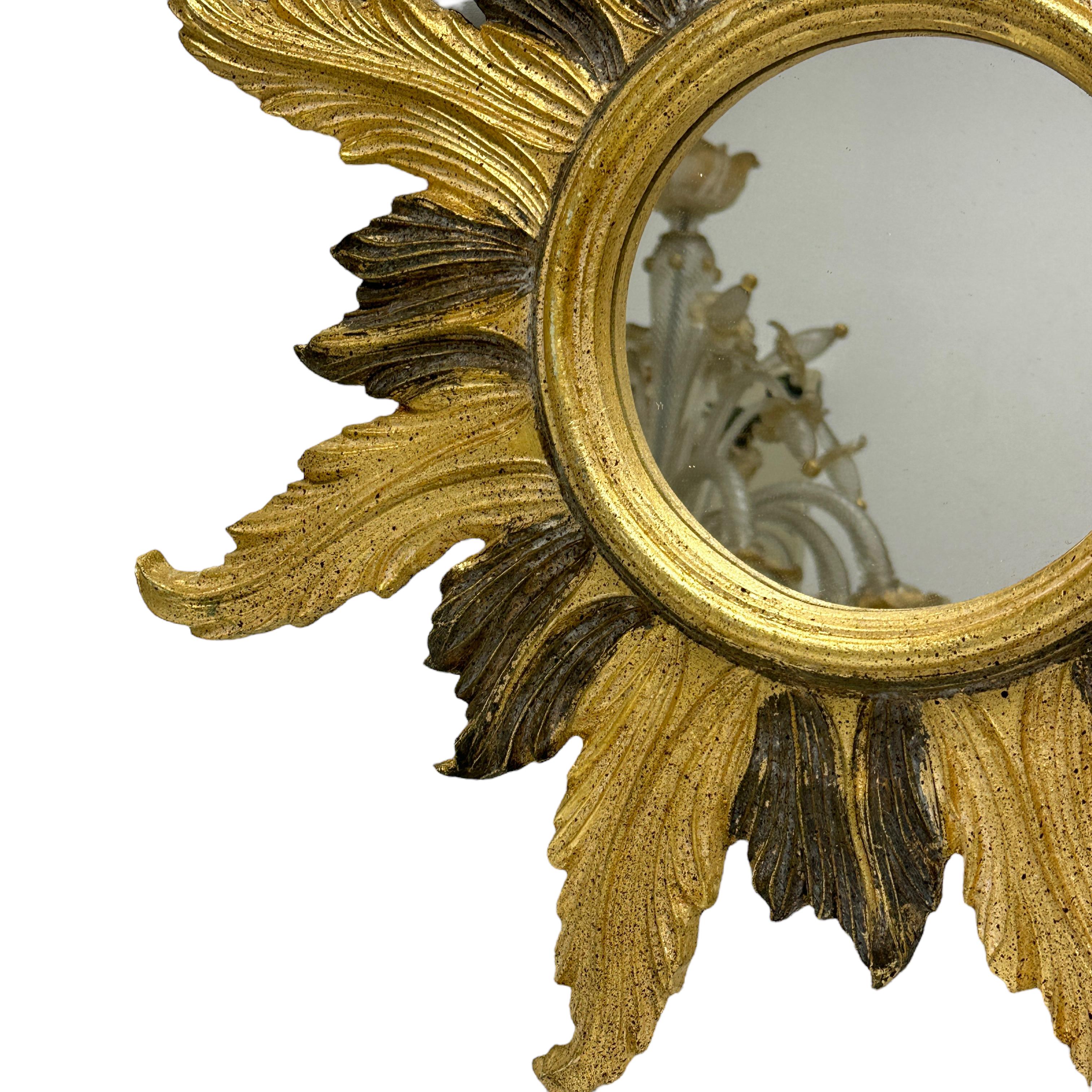 Marvelous Starburst Sunburst Mirror Gilded Composition Italy, 1950s For Sale 1