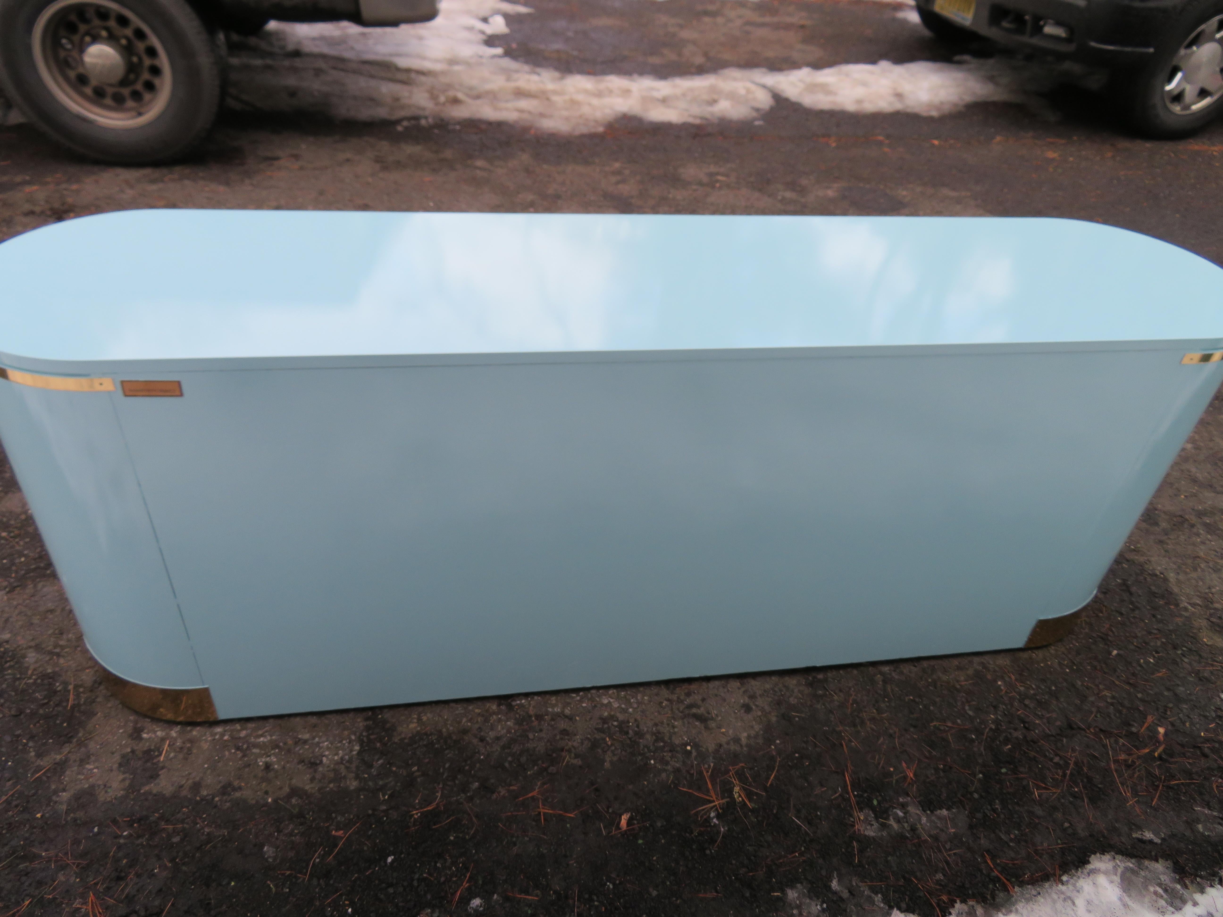 Marvelous Tiffany Blue Mastercraft Pill Shaped Credenza Mid-Century Modern For Sale 4