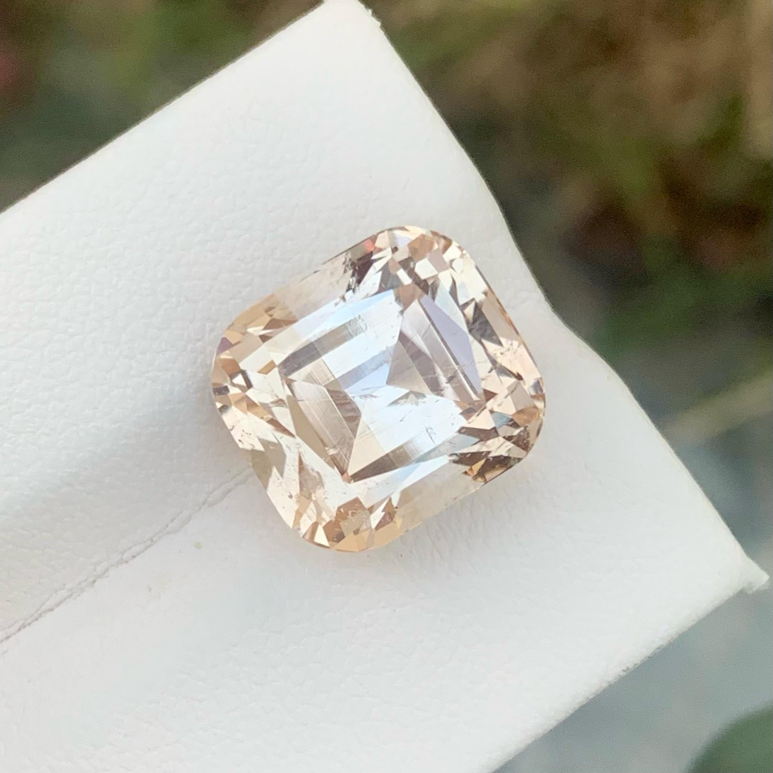 Marvelous Topas Edelstein 14,95 Karat Cushion Cut Loose Pakistani Topas Edelstein für Damen oder Herren im Angebot