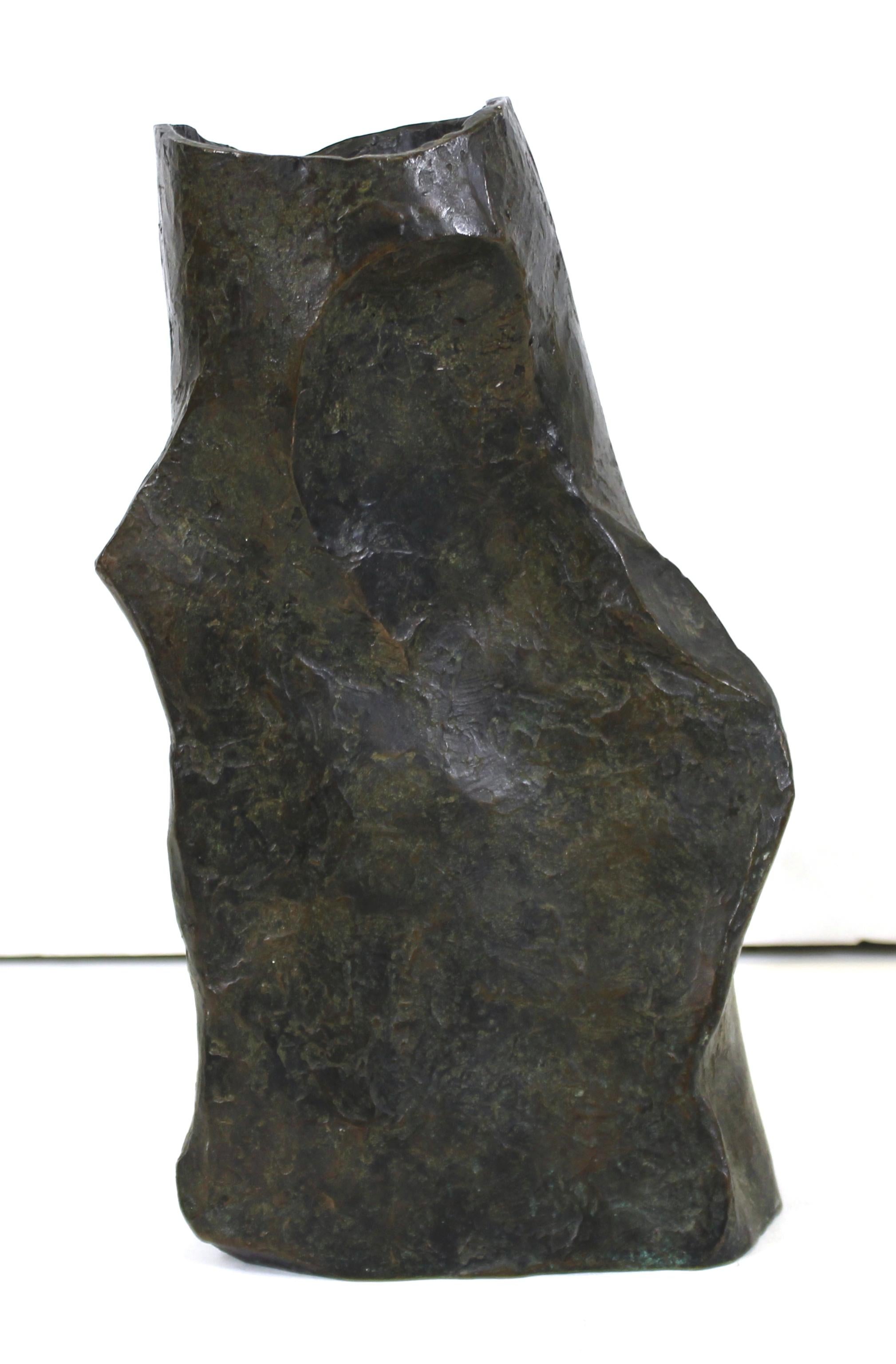 Marvin Bell Modern Brutalist Bronze Sculpted Vase In Good Condition In Astoria, NY