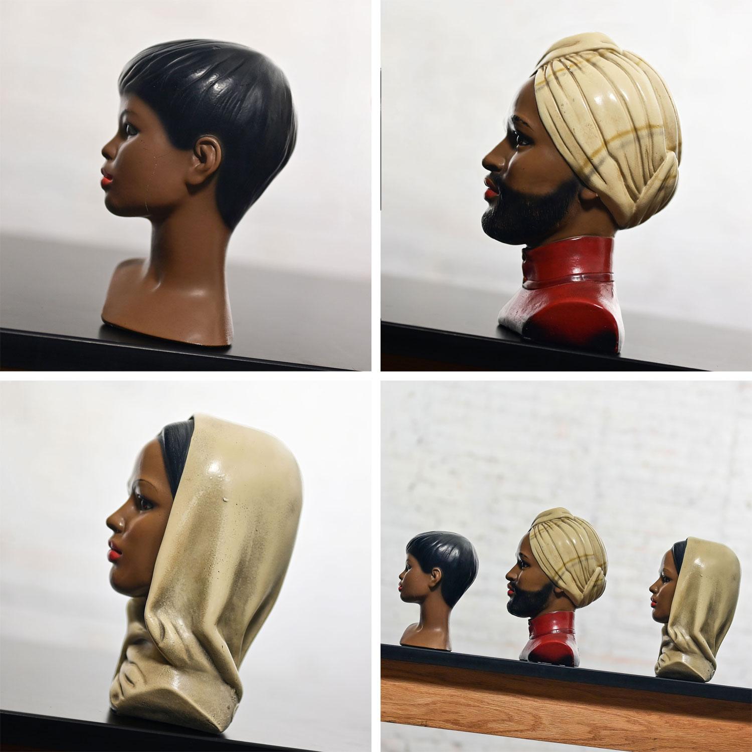Marwal Industries Bustos Estatuarios de Yeso y Resina Familia de 3 Padre Madre e Hijo en venta 6