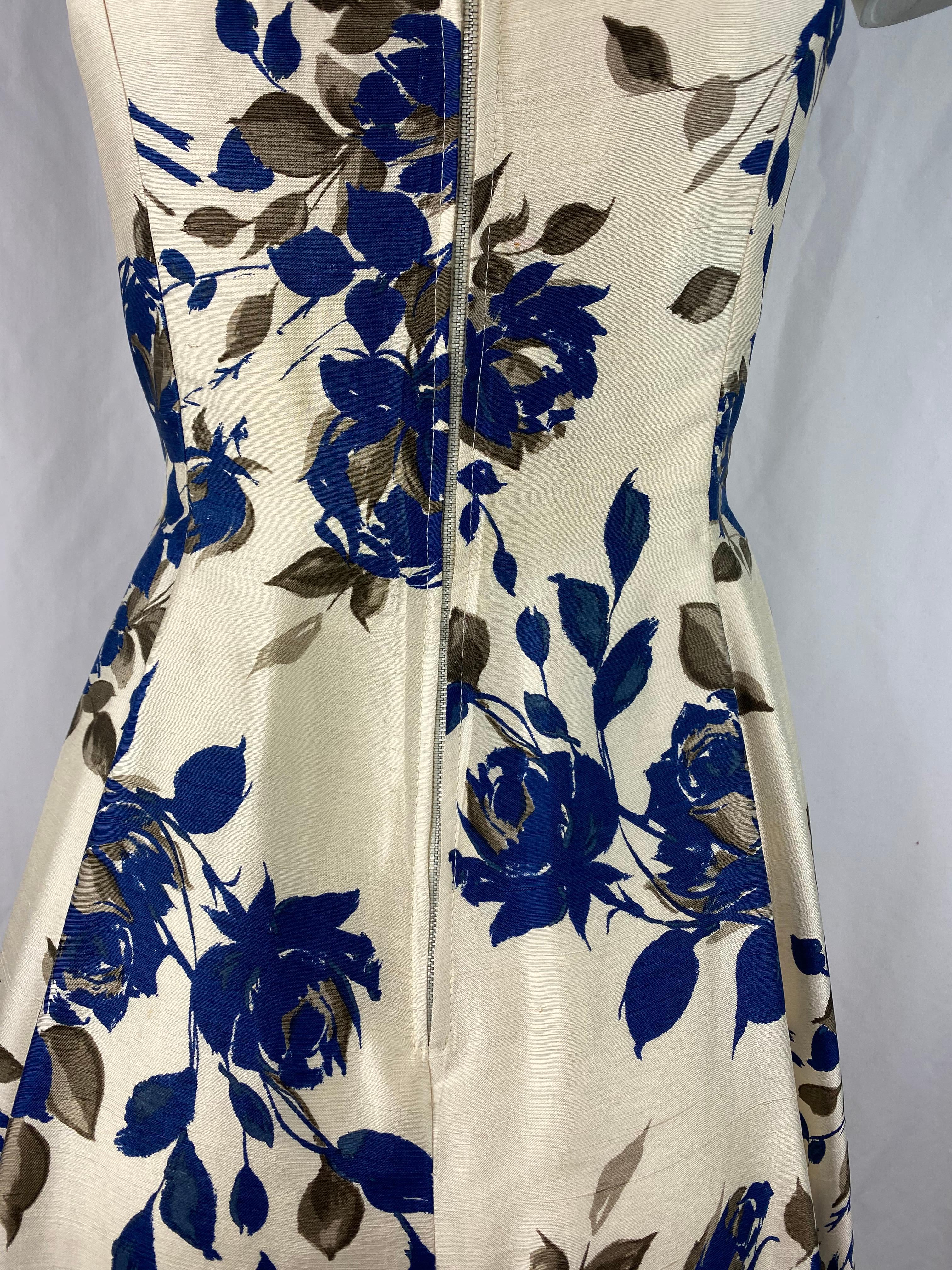 Women's Marwi Cream and Navy Floral Sleeveless Dress, Size 40 For Sale