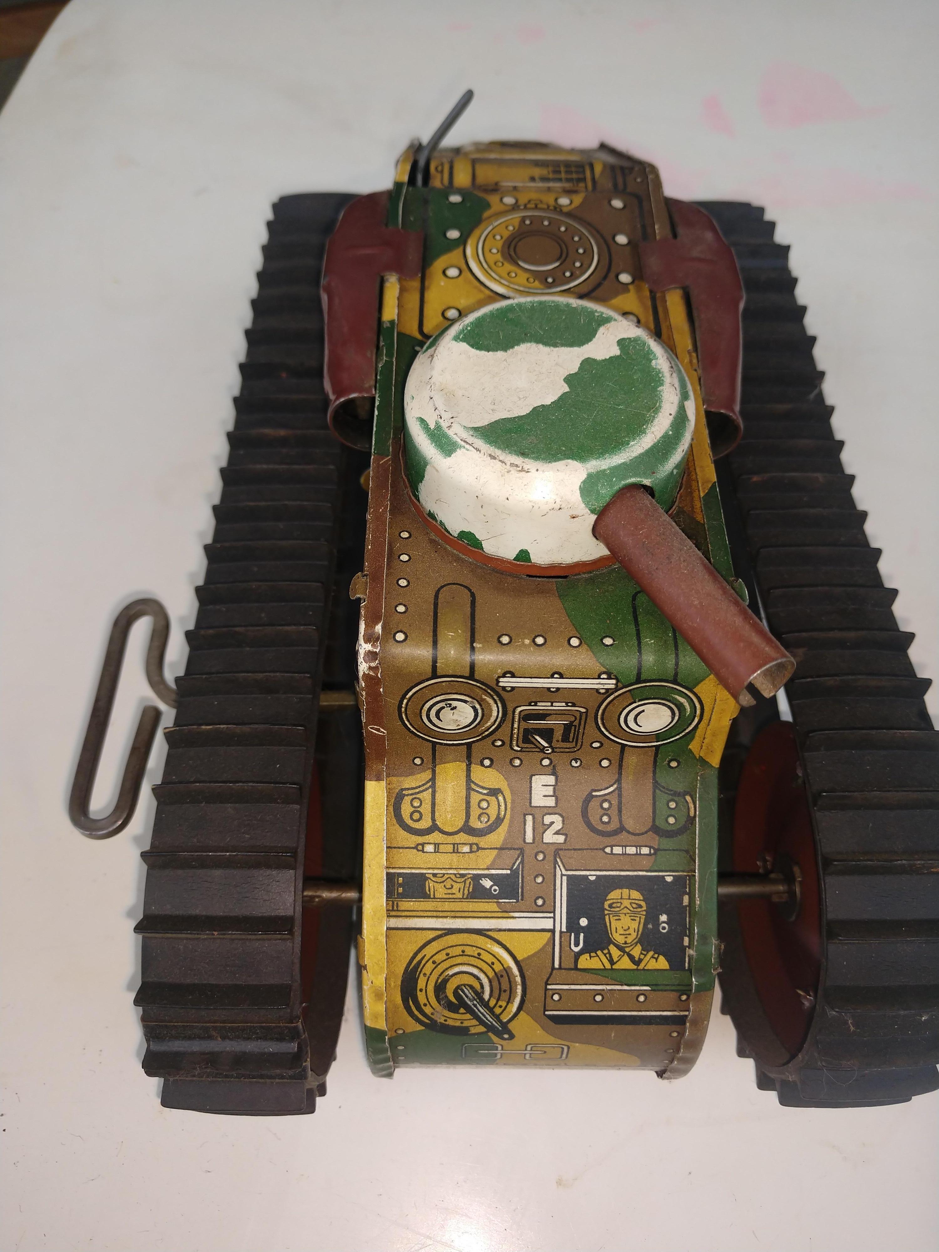 American Marx Tin Litho Windup E12 Toy WW2 Tank C1950