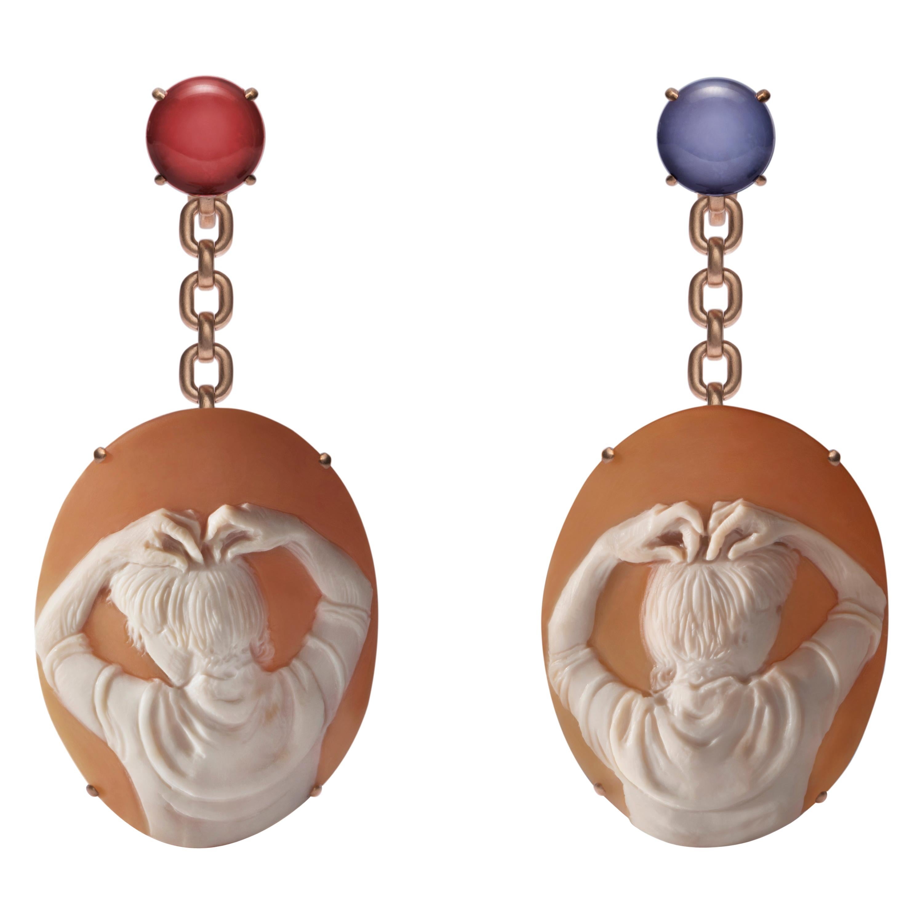 Mary Cameo Earrings in 18K Gold, Blue Chalcedony and Carnelian by Catherine Opie For Sale