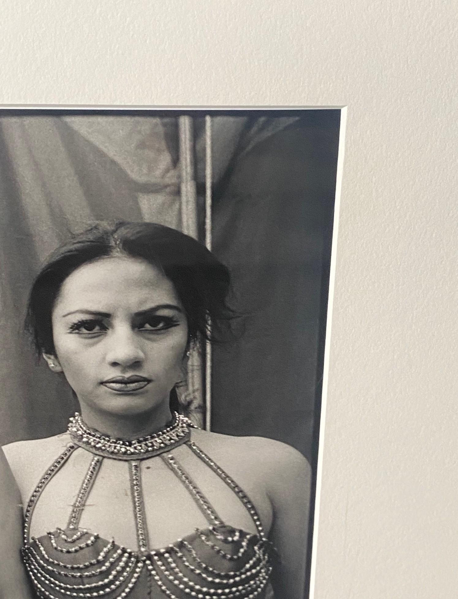 Mary Ellen Mark Signed Silver Gelatin Black & White Photograph Mexican Circus For Sale 1