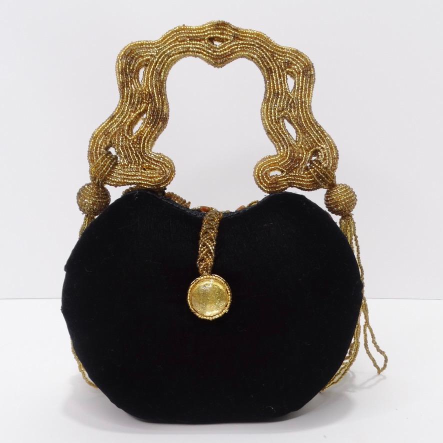 Minaudière fantaisie Mary Frances ornée de perles d'or Unisexe en vente