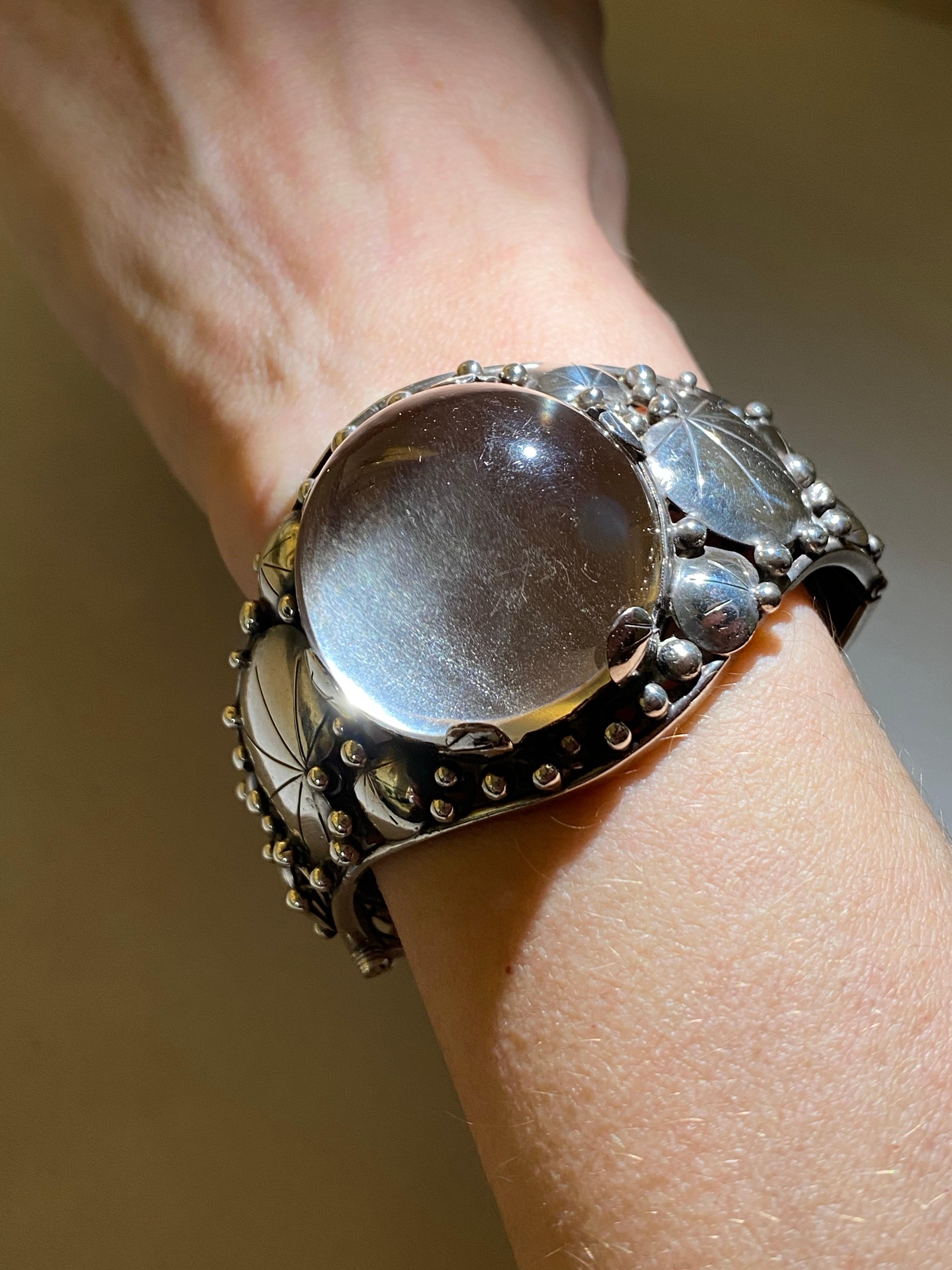 Mary Gage Bracciale grande in sterling e cristallo di rocca con pietra cabochon in stile Art Déco in vendita 13