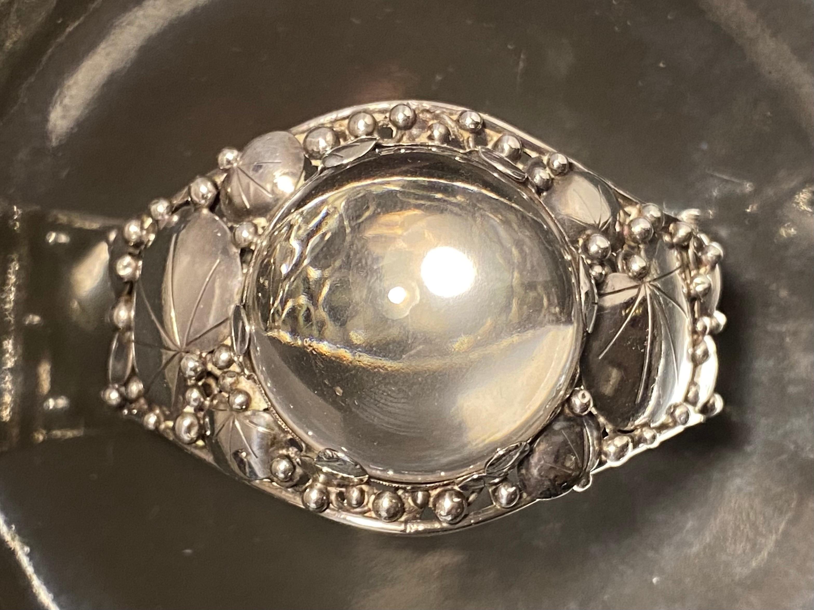 Mary Gage Bracciale grande in sterling e cristallo di rocca con pietra cabochon in stile Art Déco in vendita 14