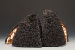 Escultura de Técnica Mixta con Lino Encerado, Cobre Martillado y Alambre de Hierro